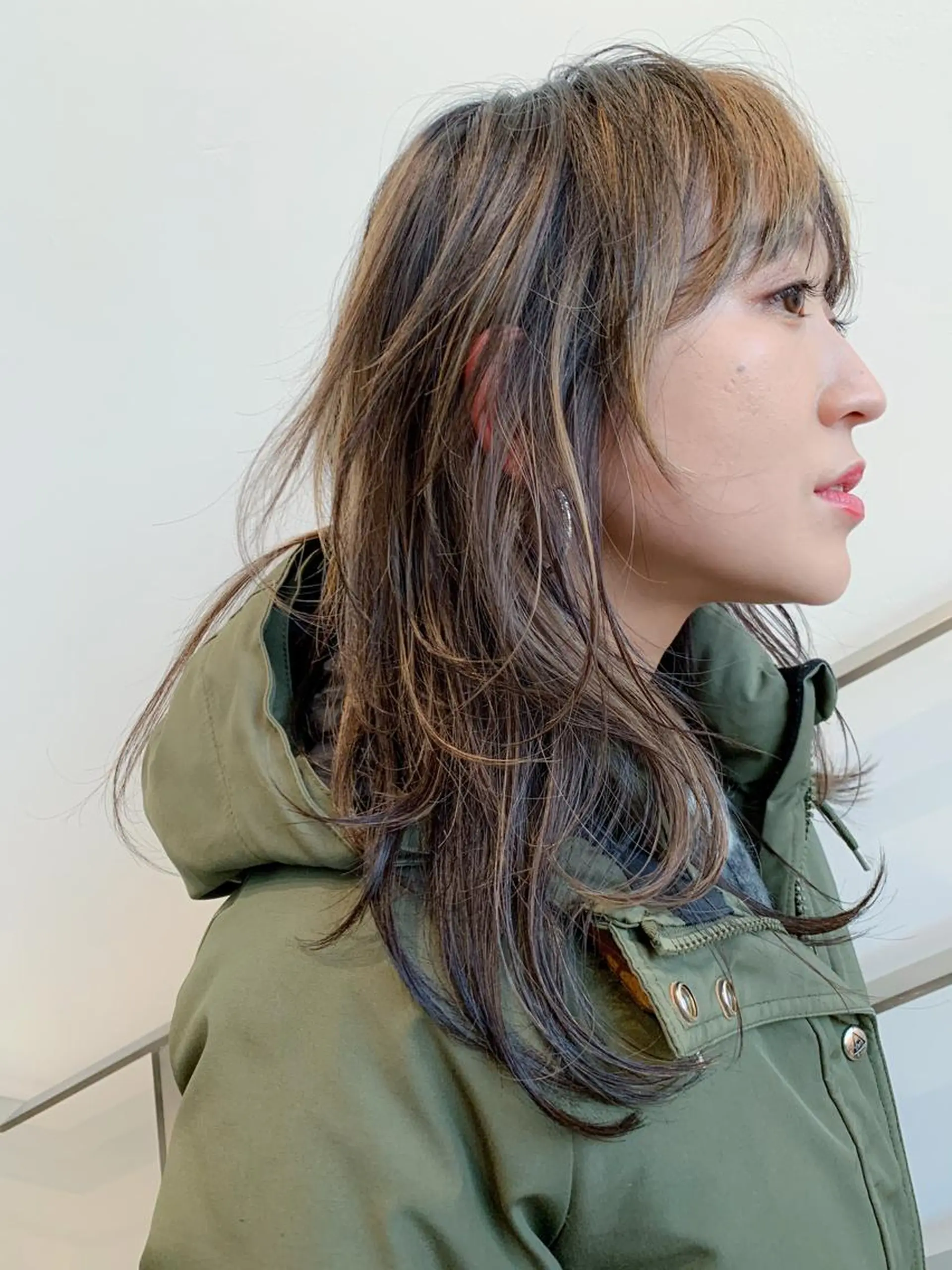 セミロング カラー ハイライトカラー ハイライト ウルフカット 美髪/デザイン /　湯本　哲也のヘアスタイル