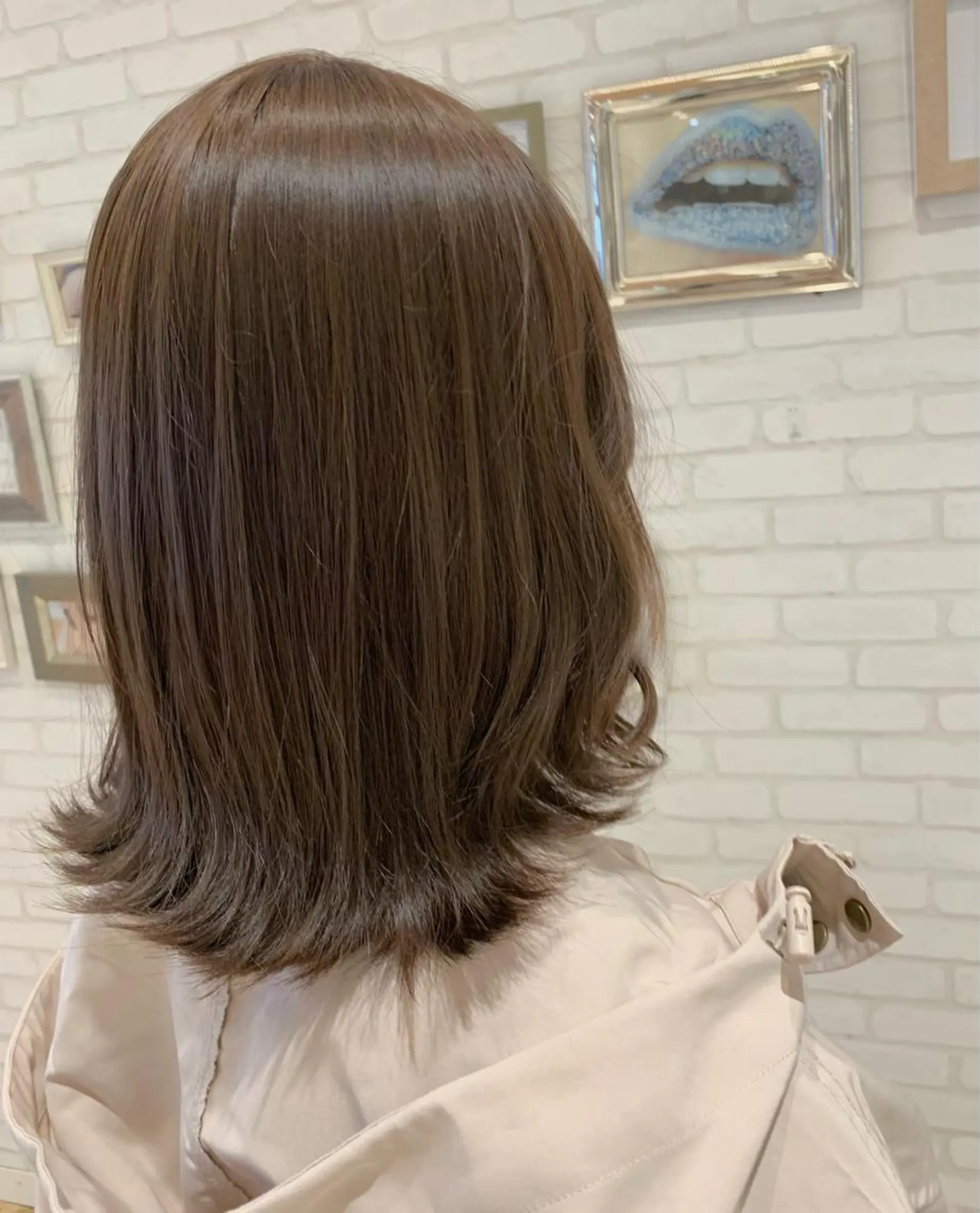 セミロング カラー アッシュ ベージュカラー Gain所属・Gain Nanamiのエステ・リラクイメージ