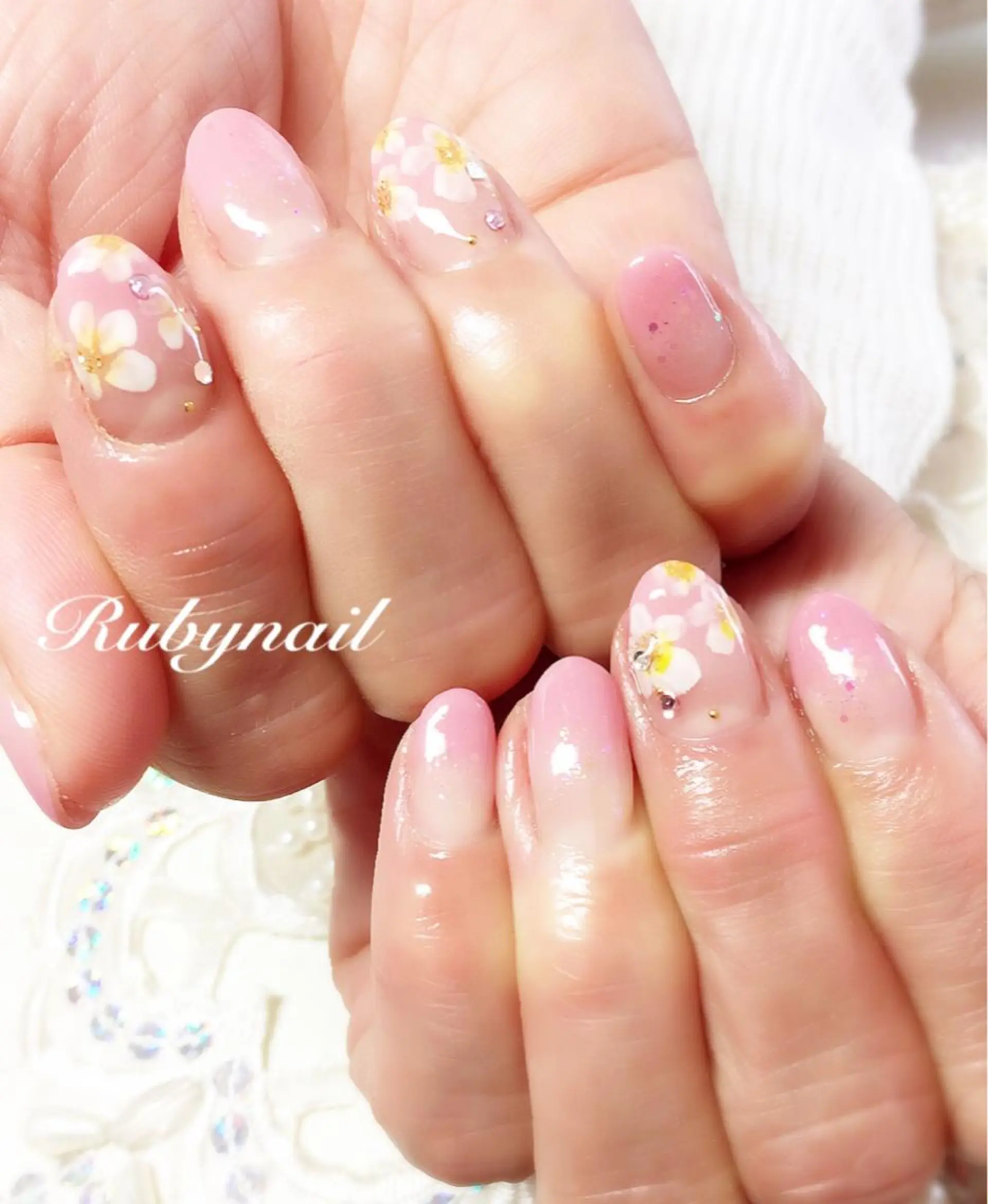 ネイル グラデーション ピンク 春ネイル プライベートサロン Rubynailのネイルデザイン