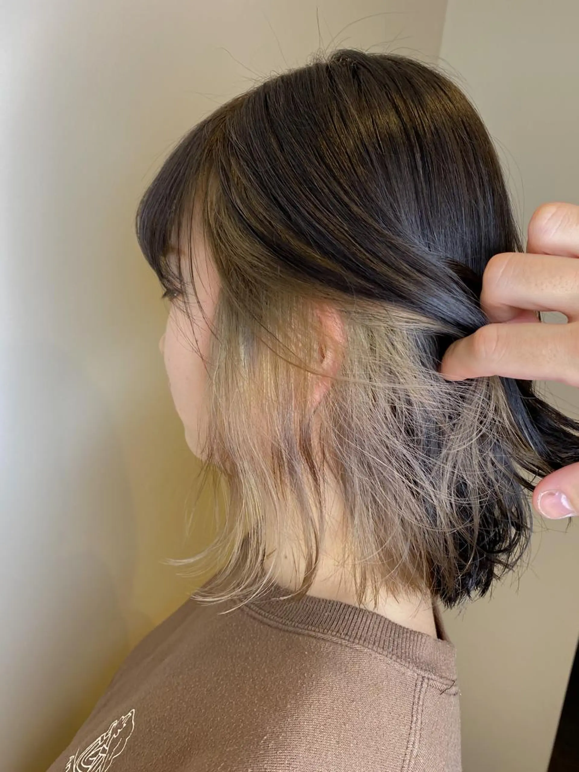 ミディアム カラー ベージュカラー ハイライト/ブリーチ バレイヤージュ関佳祐のヘアスタイル