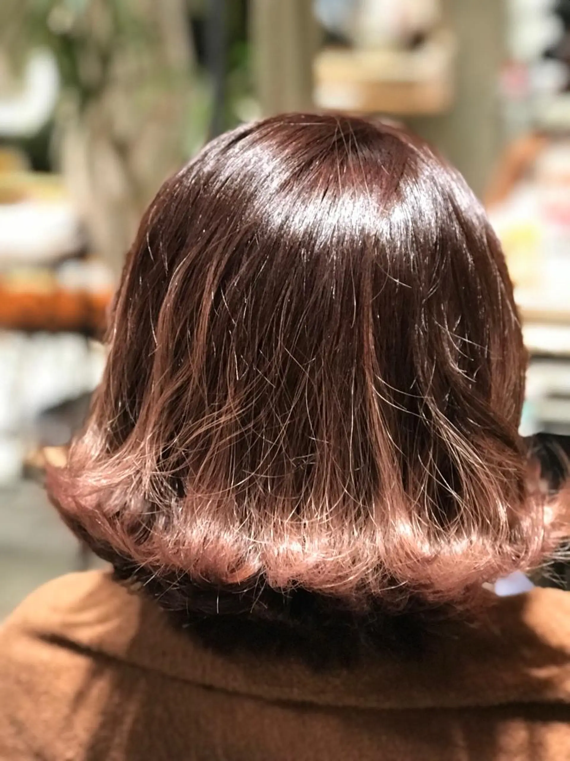 ミディアム カラー ピンクカラー 小林 美央のヘアスタイル