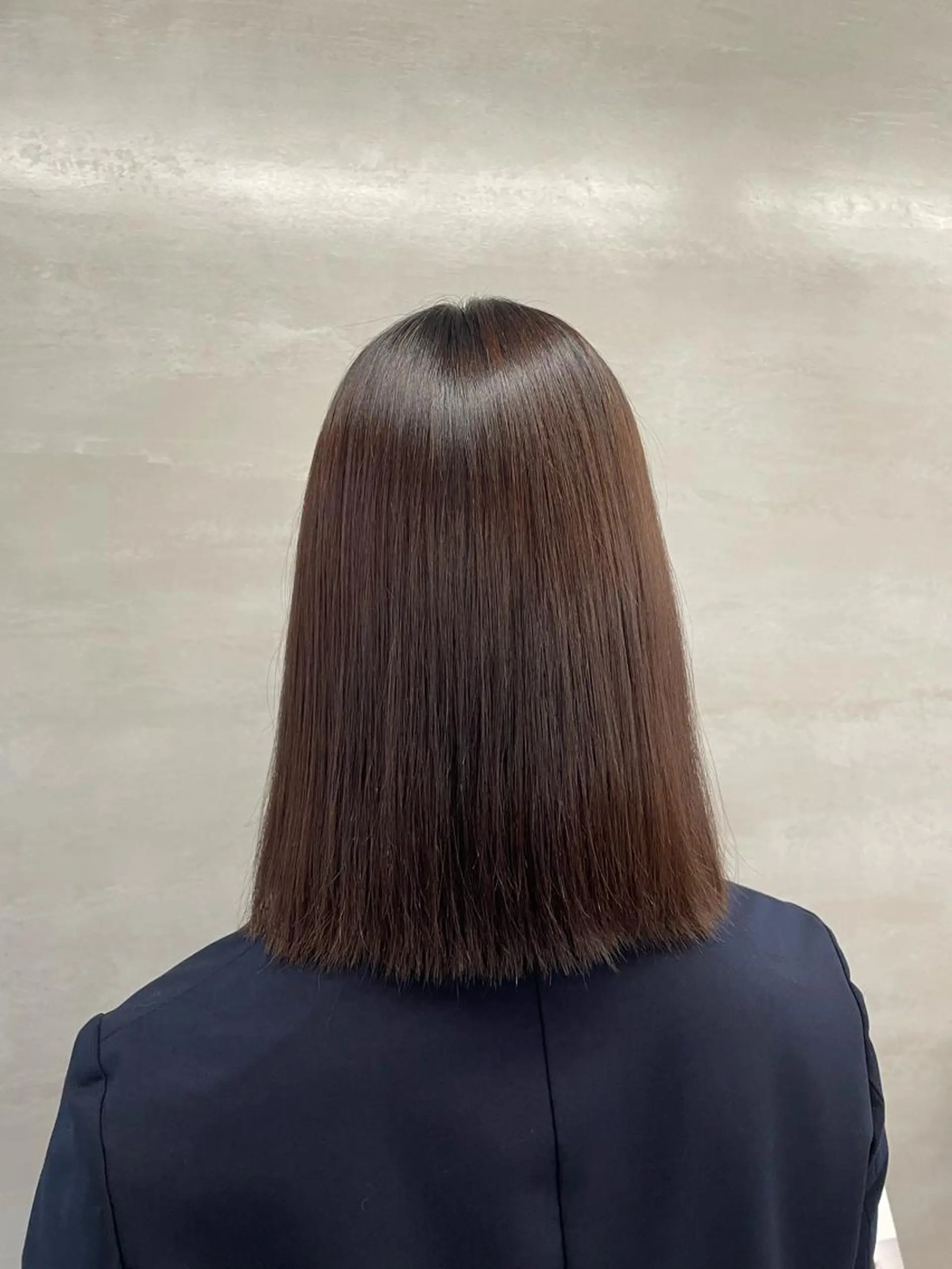 ミディアム 鶴井 美空のヘアスタイル