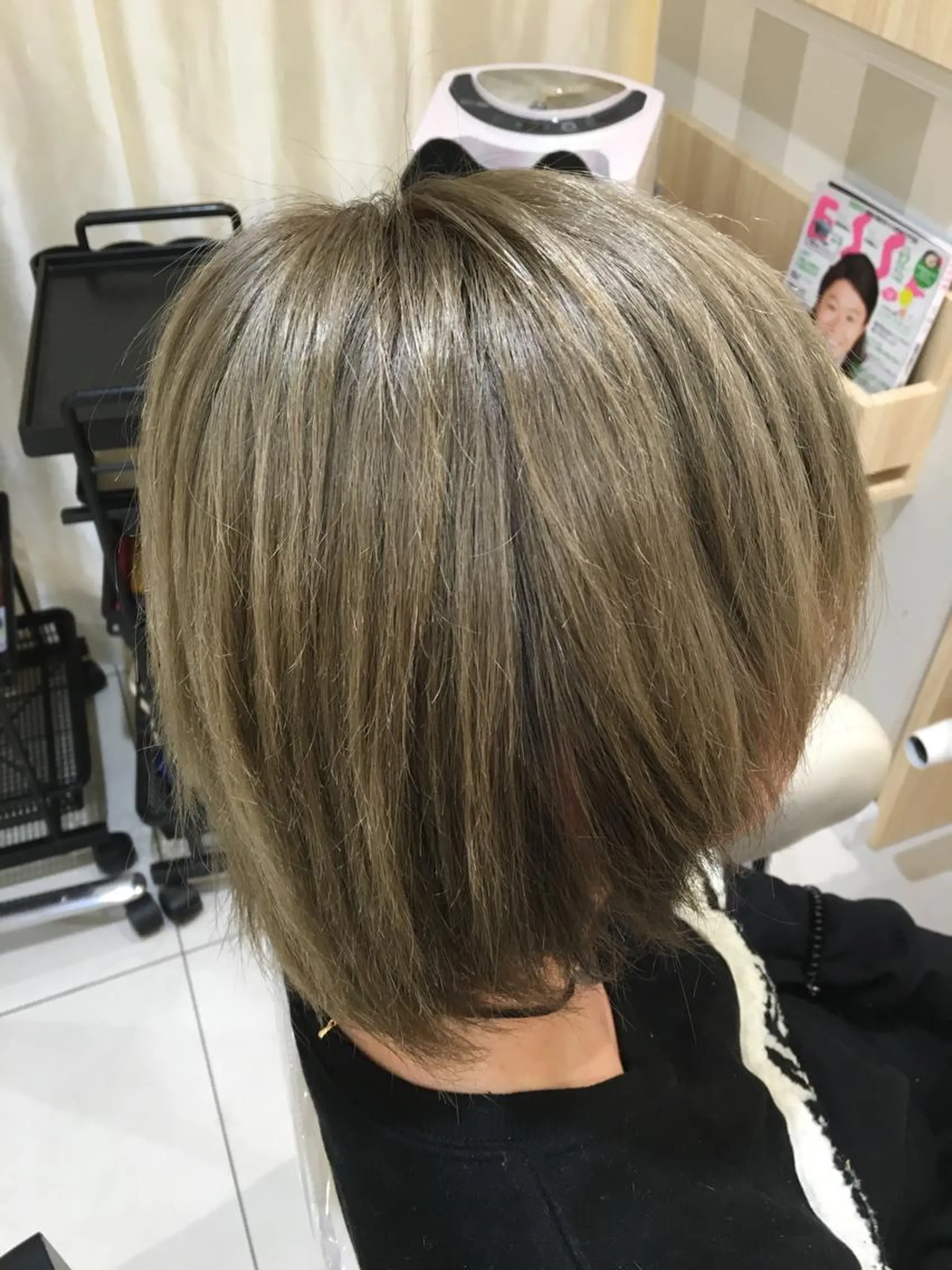 ショート カラー アッシュ AVANCE 長尾 尚悟のヘアスタイル