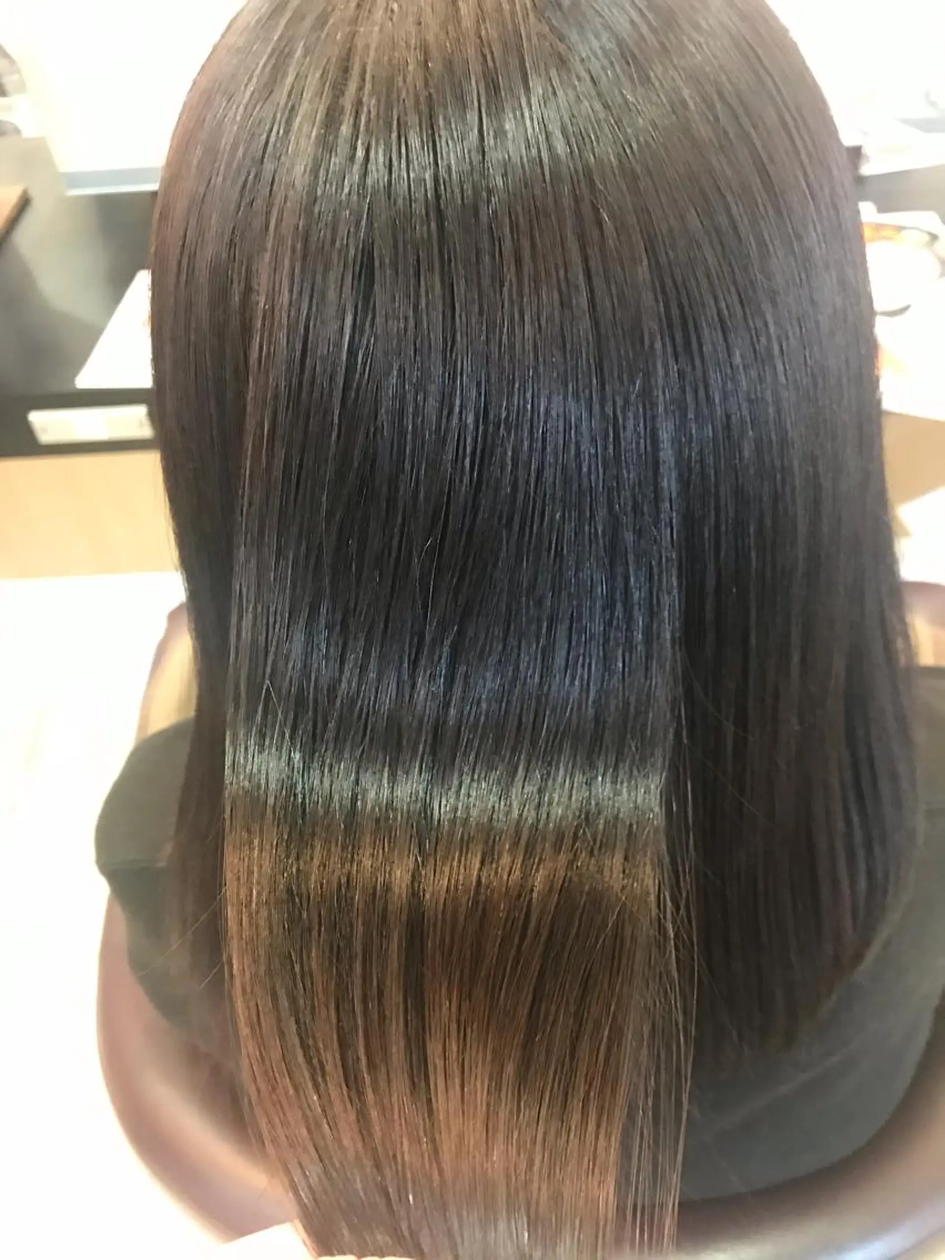 セミロング カット yukari 艶髪ヘアのヘアスタイル