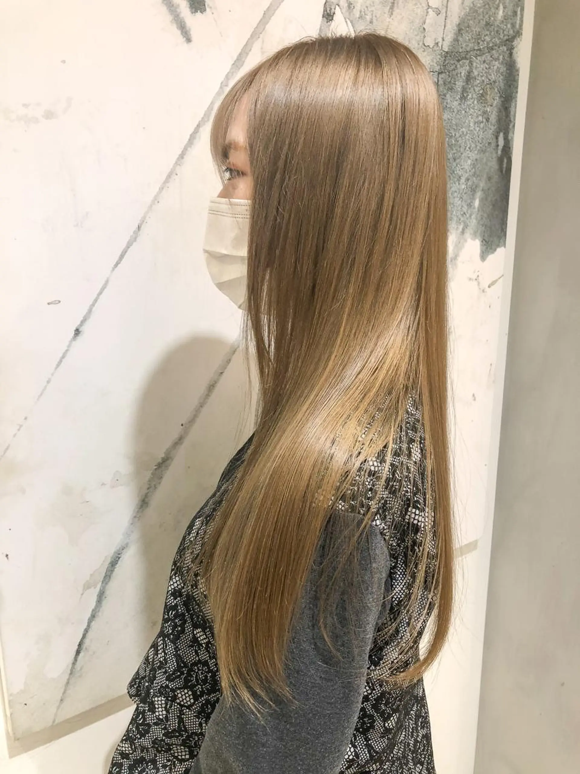ロング カラー ヘアカラー トリートメント ヘッドスパ ヘアセット 圧倒的透明感カラー nana🦕のヘアスタイル