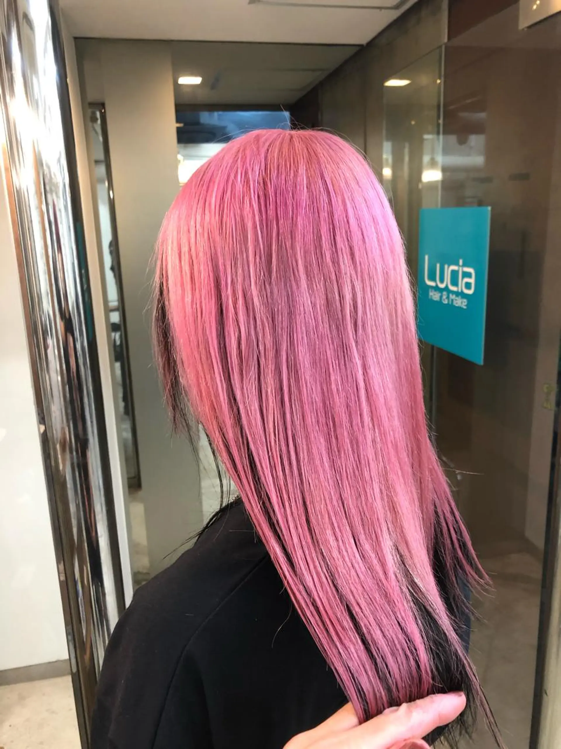 セミロング ヘアカラー トリートメント ✨艶感/透け感✨Sherry所属・艶髪/ハイトーン Sherryのヘアスタイル