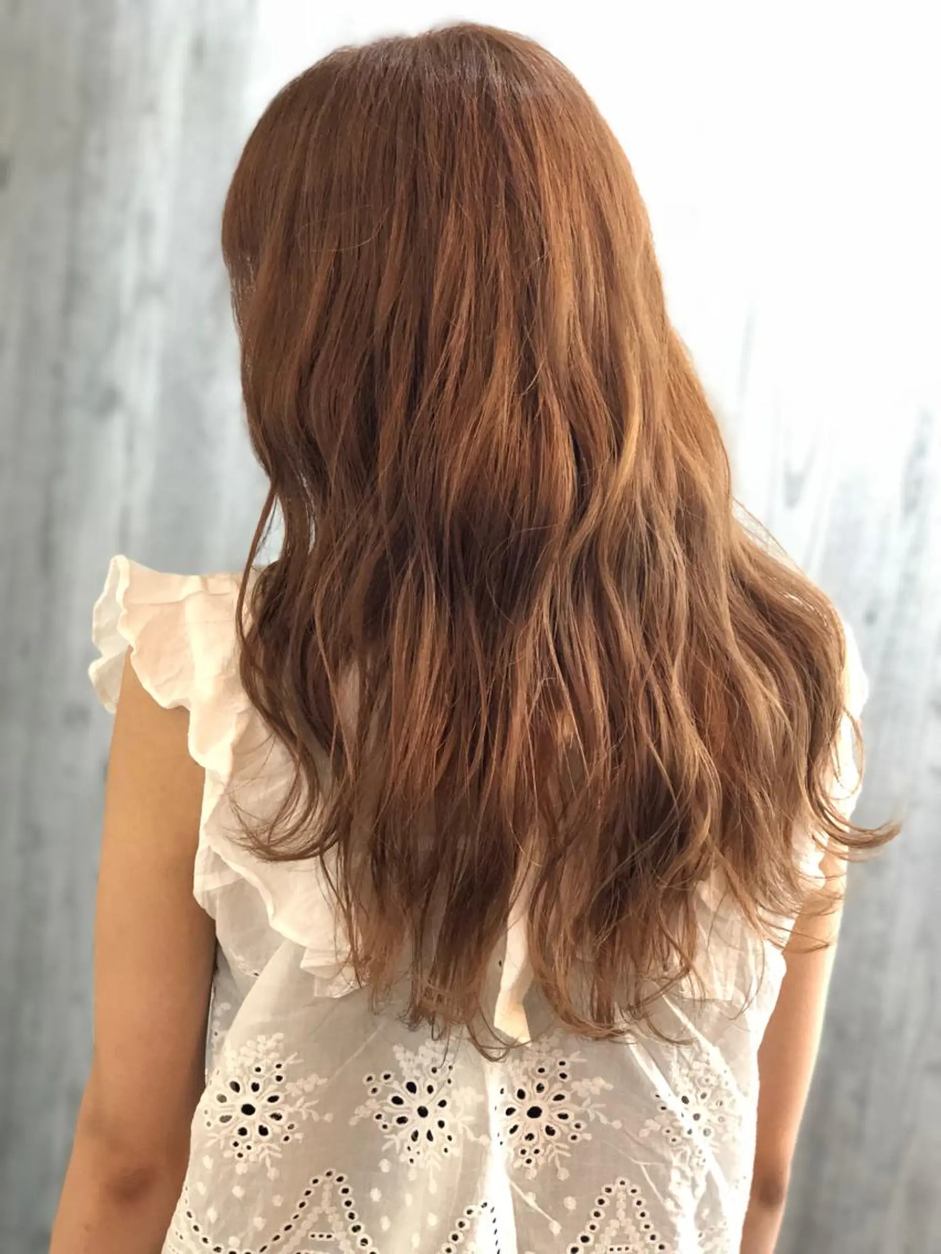 ロング カラー ブラウンカラー ヘアカラー トリートメント 及川 祐輔のヘアスタイル