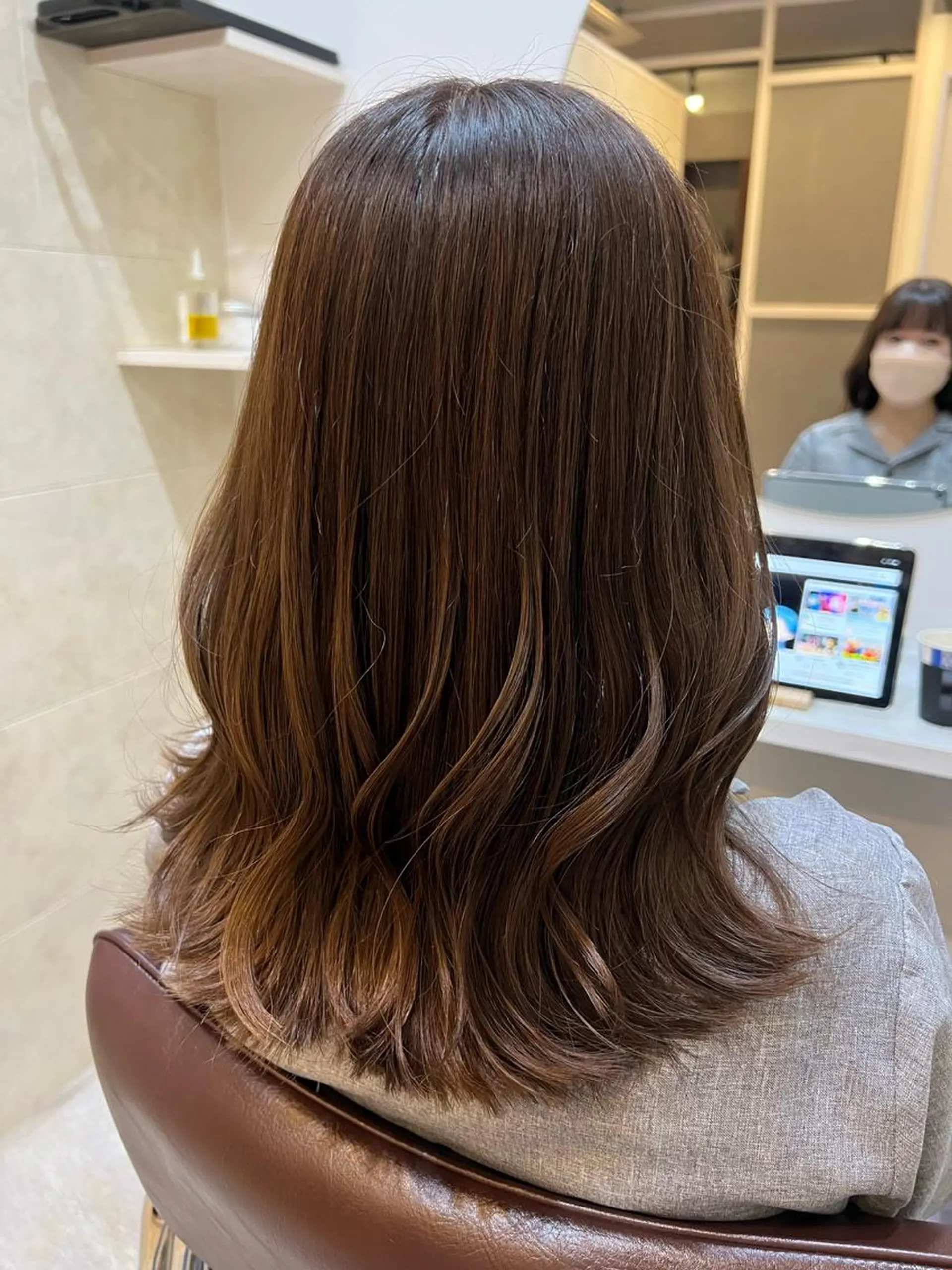 セミロング 【髪質改善特化】 鈴木　笑のヘアスタイル