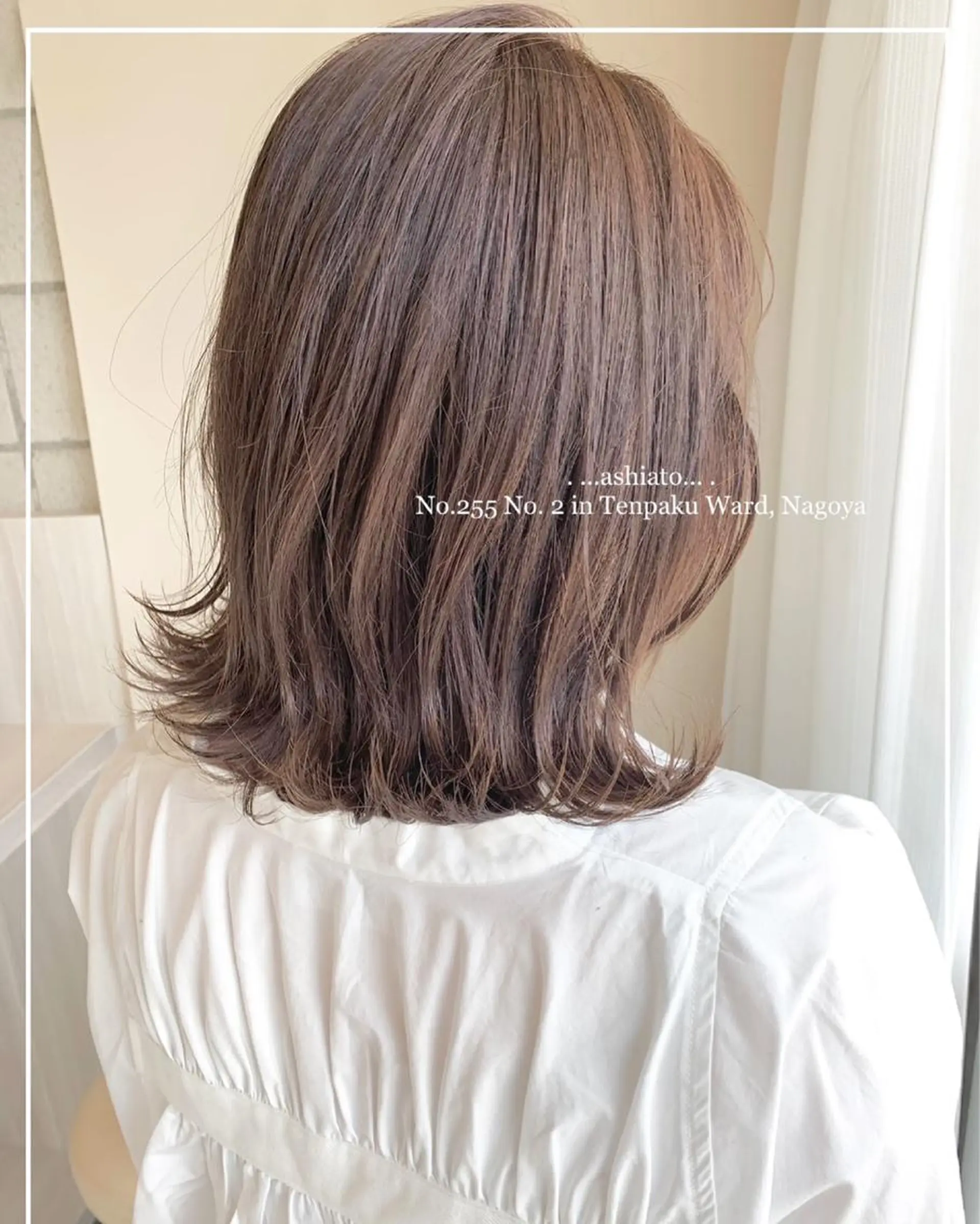 ミディアム カラー 眞名子 瑞紀のヘアスタイル