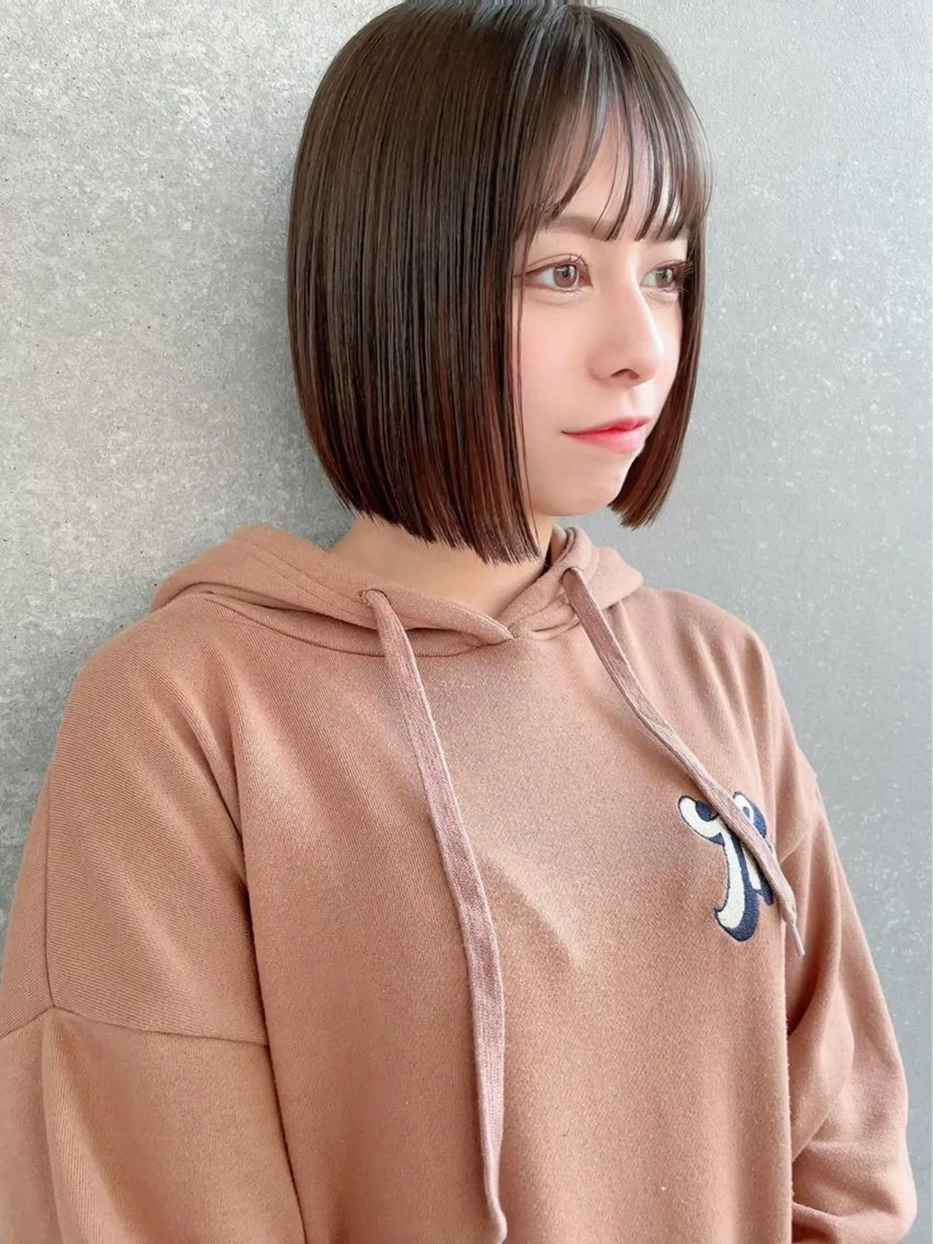 ミディアム カット 縮毛矯正 トリートメント ✨髪質改善特化✨副 店長椎葉信乃介のヘアスタイル