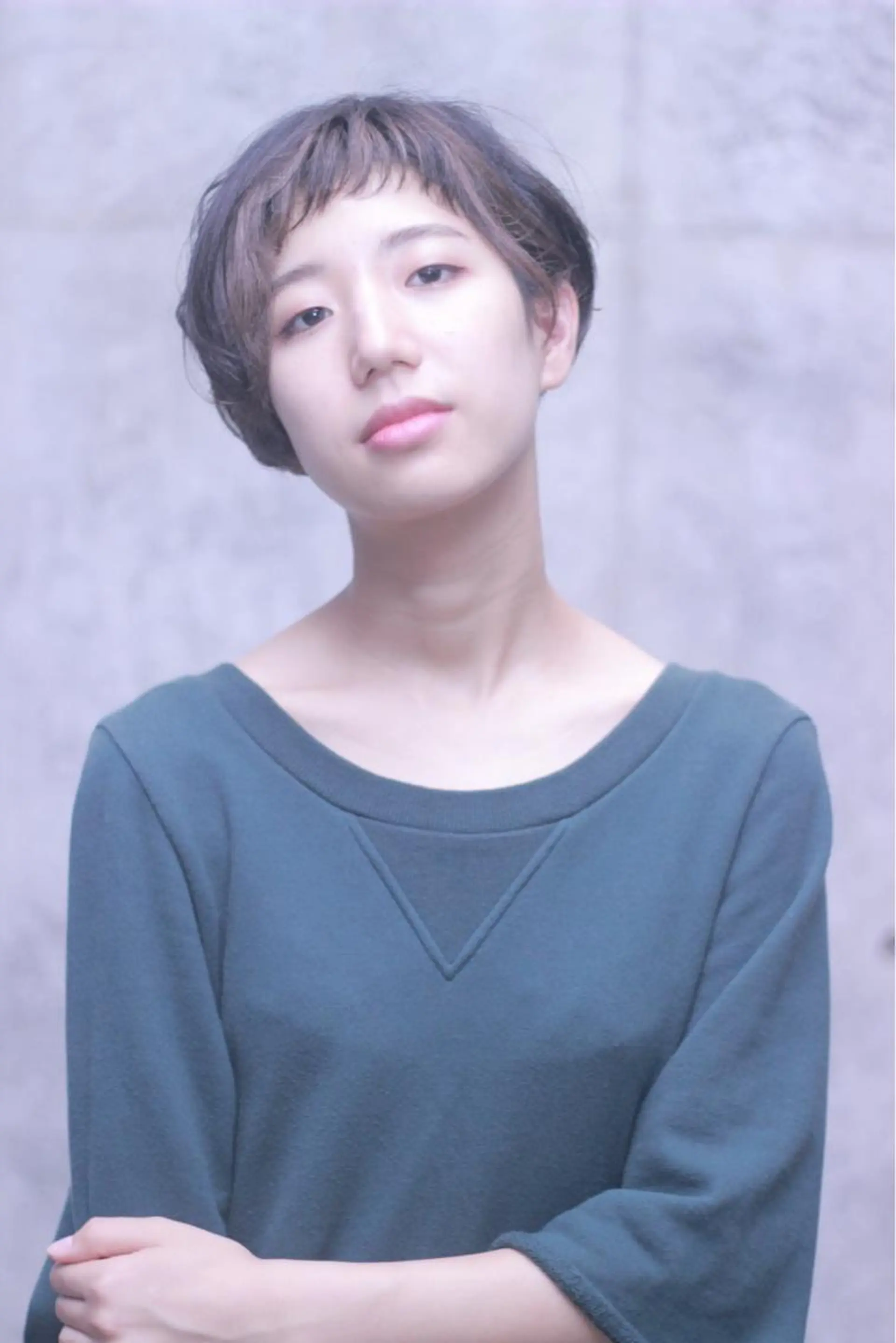 ショート カラー パーマ 及川 光のヘアスタイル