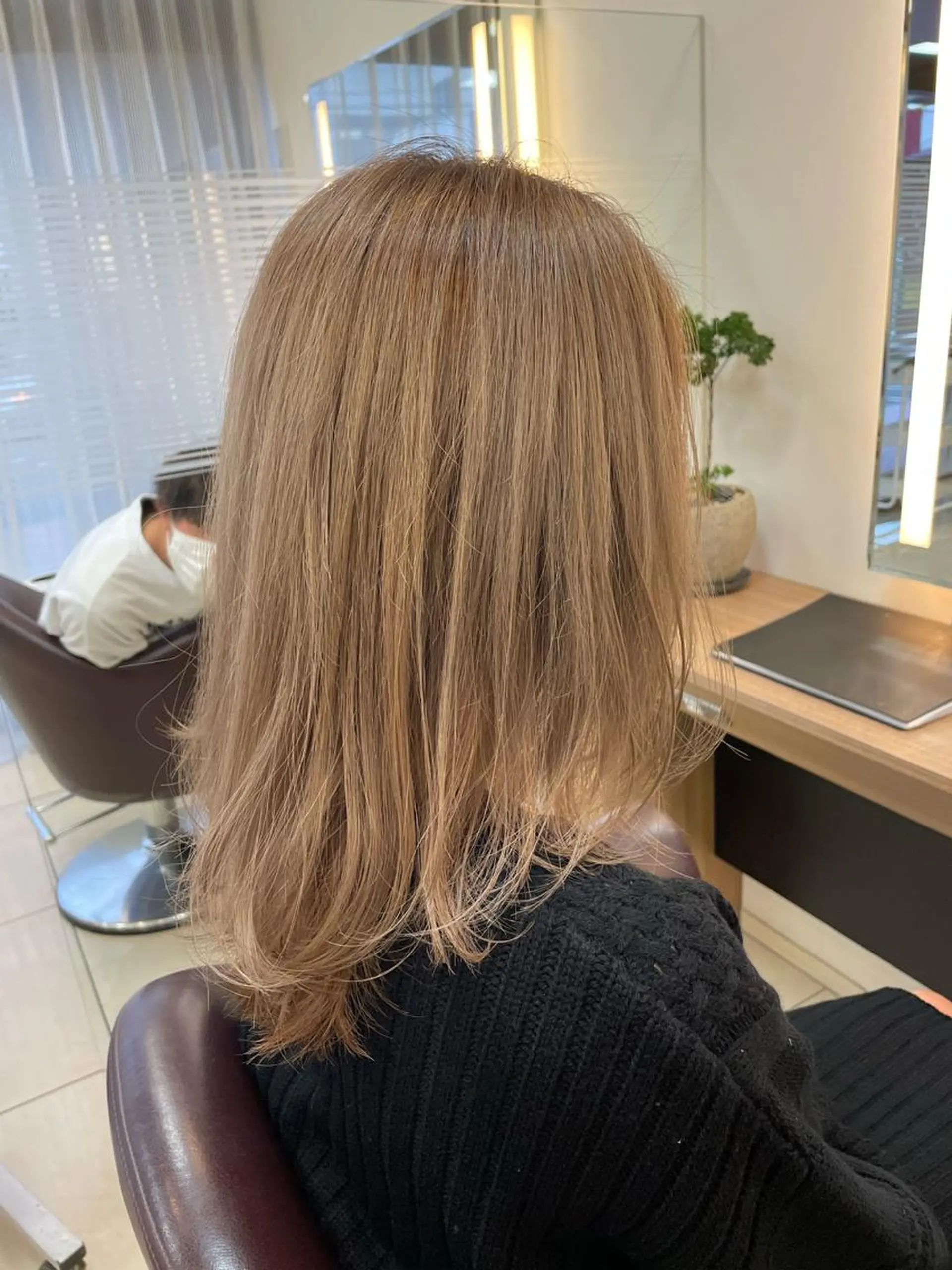 セミロング カラー haf店長 ✂︎タカハシレン✂︎のヘアスタイル