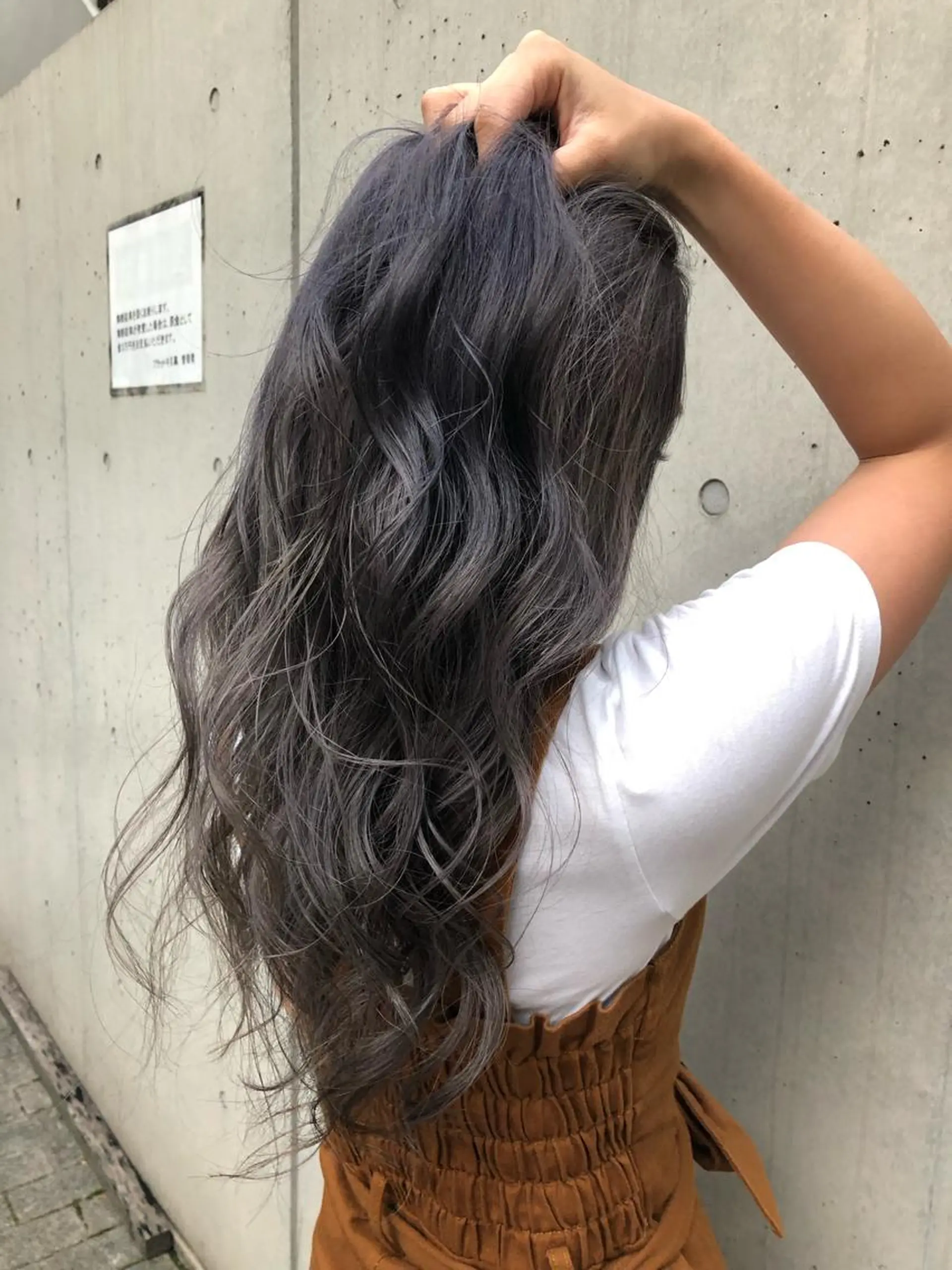 ロング カラー ヘアカラー トリートメント 藤原 ちひろのヘアスタイル