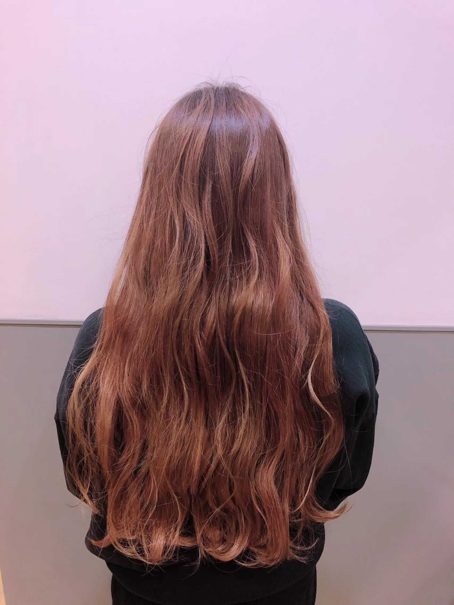 ロング カラー ブリーチ レッドカラー 小宮 真理奈のヘアスタイル