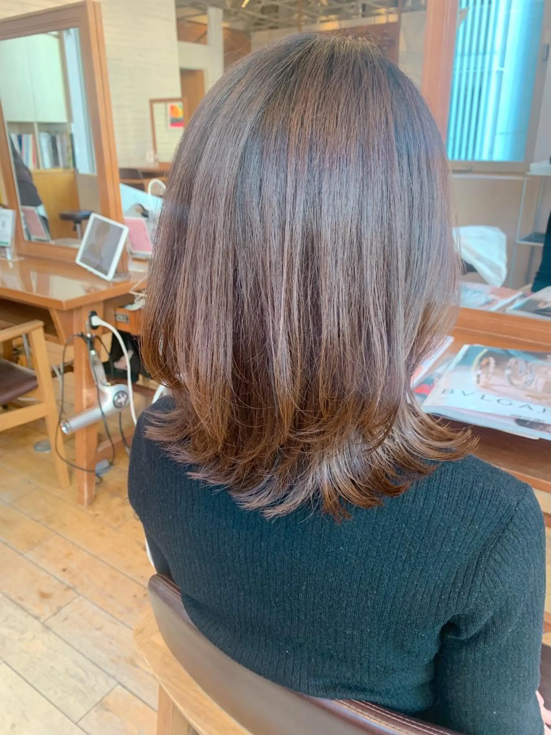 ミディアム カラー くびれヘア レイヤーカット 🌱小顔ヘア/ボブ ミディアム/双葉🌱のヘアスタイル