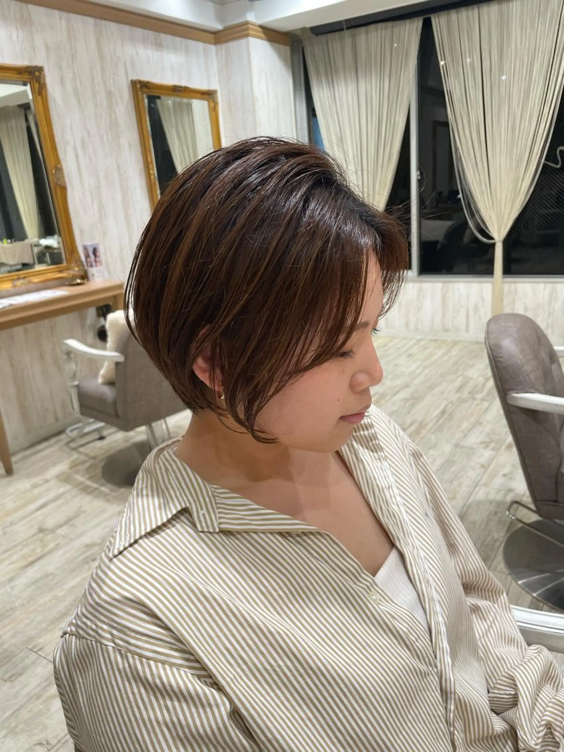 ショート 小野 明日香のヘアスタイル