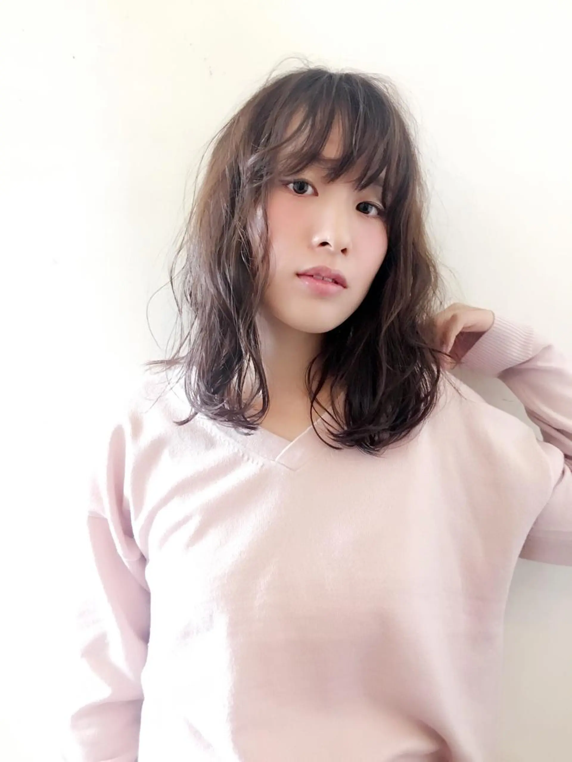 ミディアム セミロング パーマ 西本 夏美のヘアスタイル