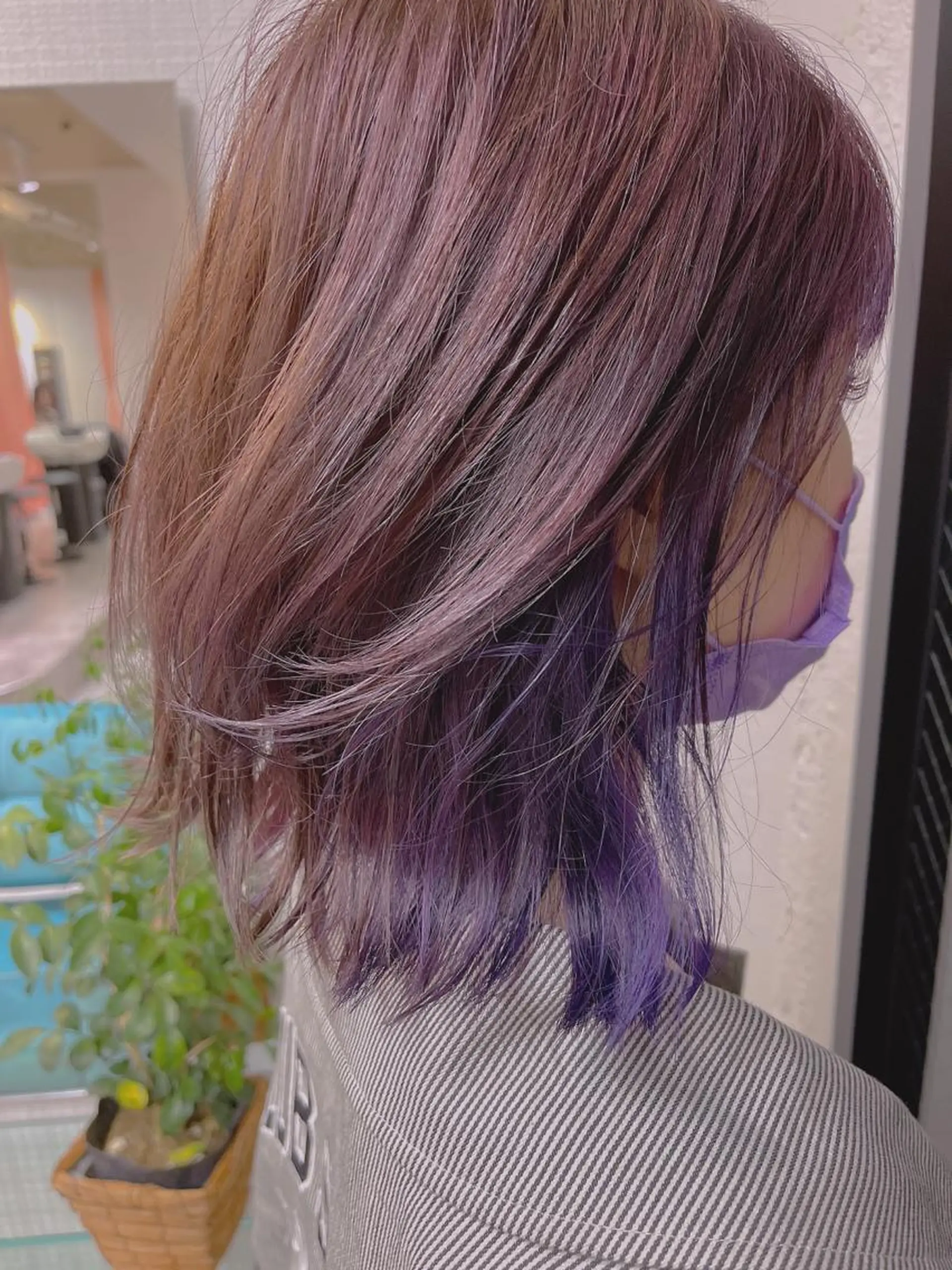 ショート カラー ブリーチ インナーカラー バイオレットカラー ヘアカラー BOX mico.のヘアスタイル