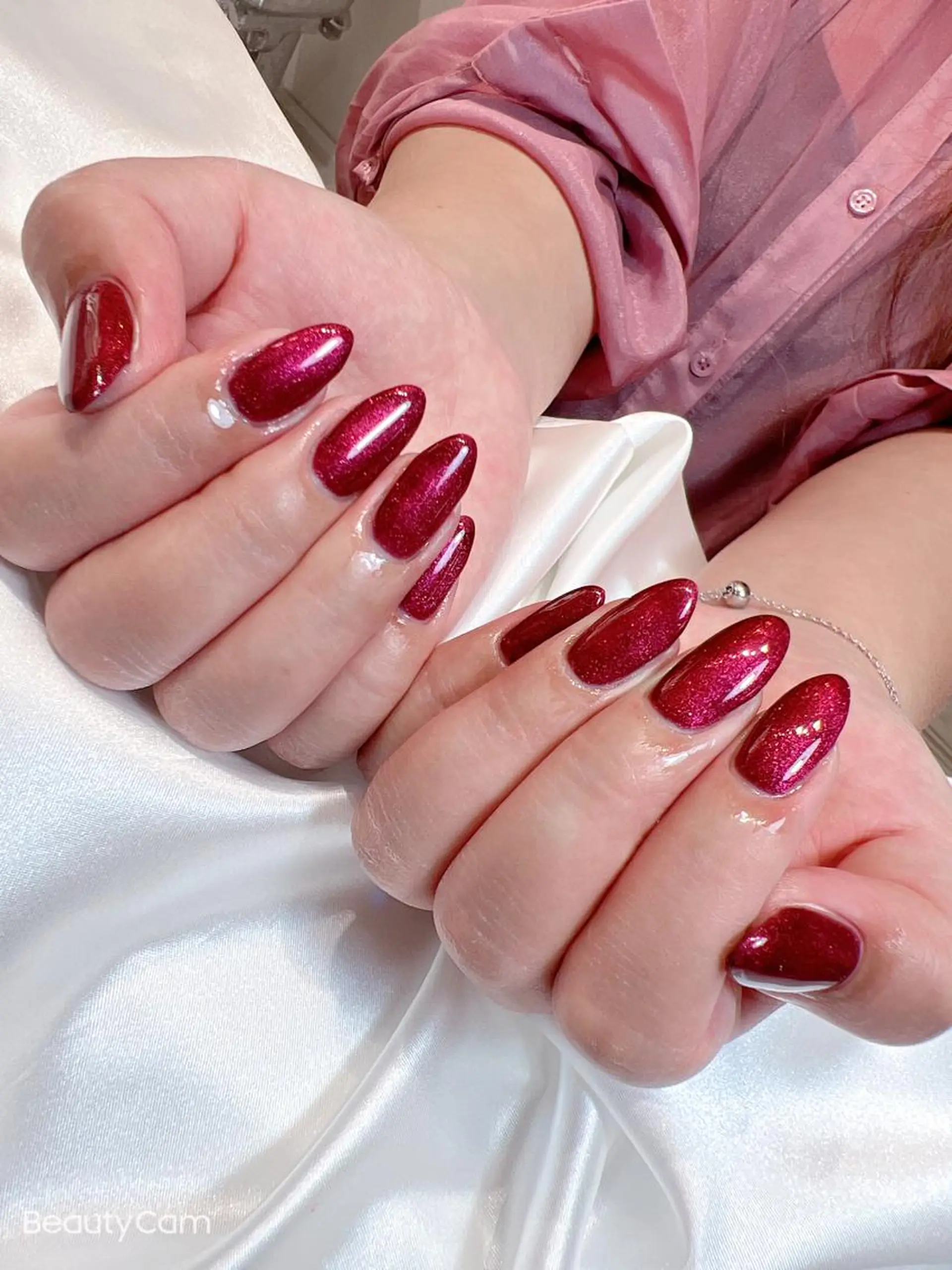 ネイル ワンカラーネイル 赤色 シンプルネイル bijou nails　蓮のネイルデザイン