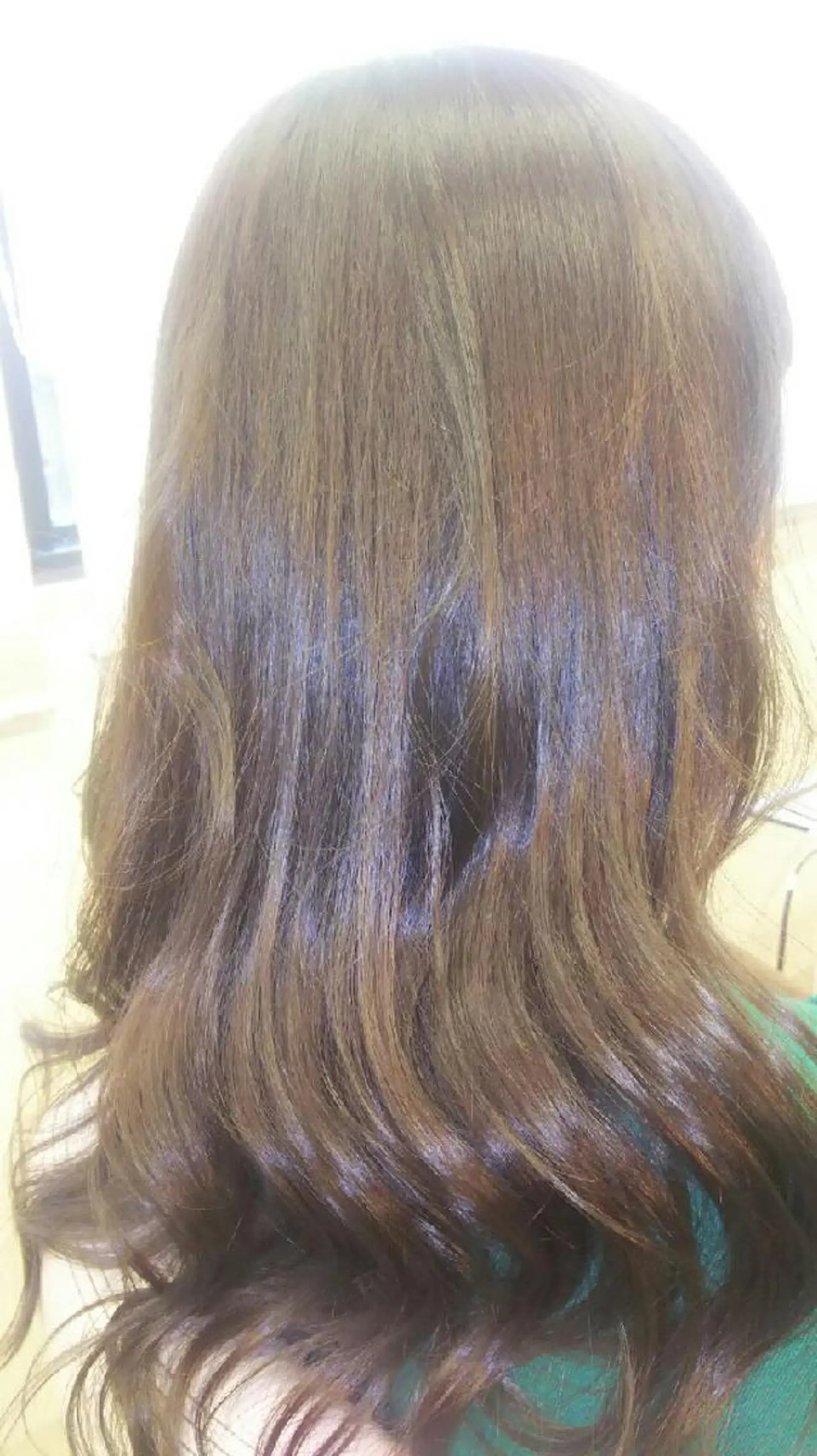 セミロング カラー 透明感カラー トリートメント 脇田 雄大のヘアスタイル