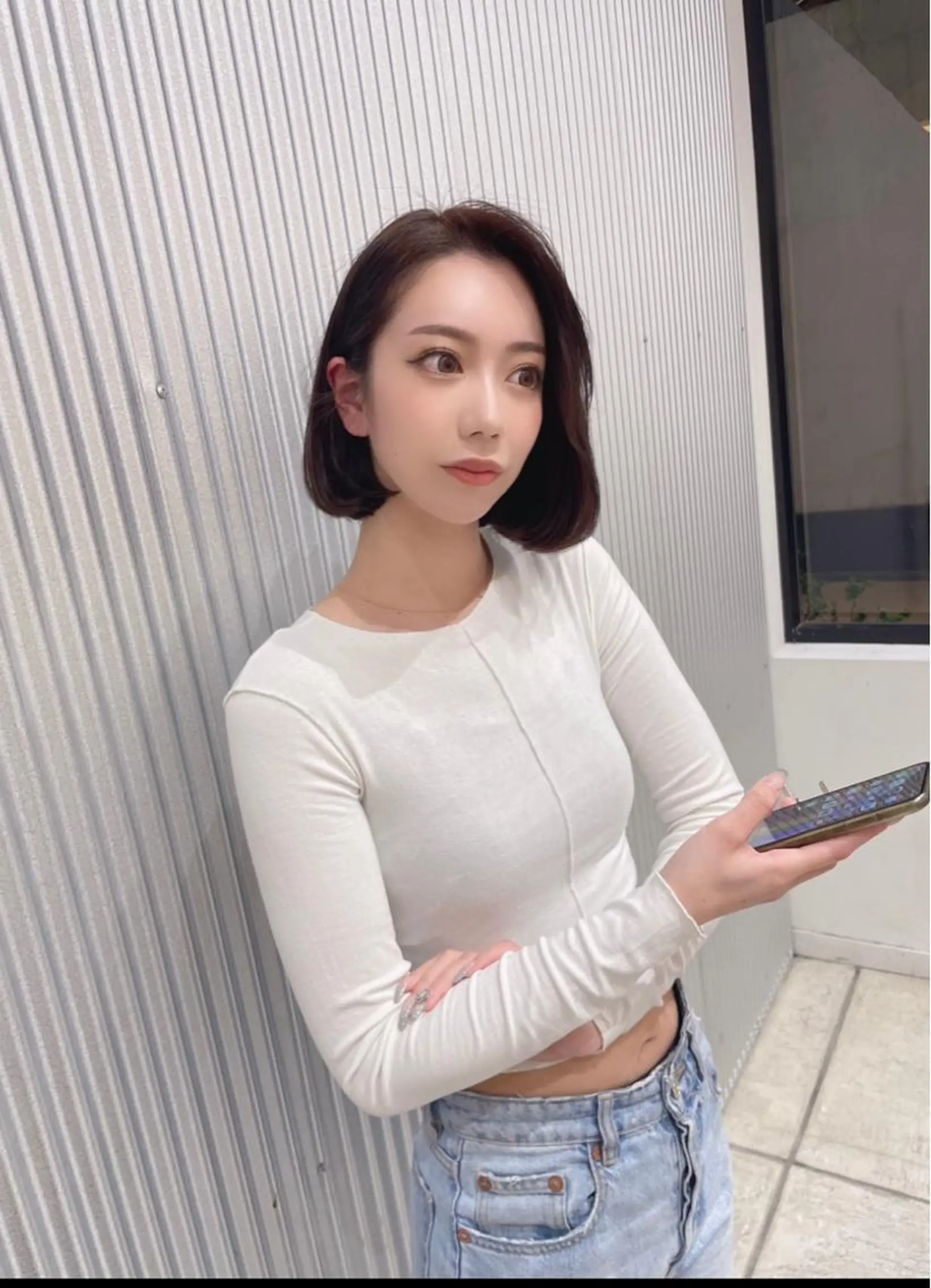 ミディアム カラー ベージュカラー フォギーベージュ ボブ 深沢 秀のヘアスタイル