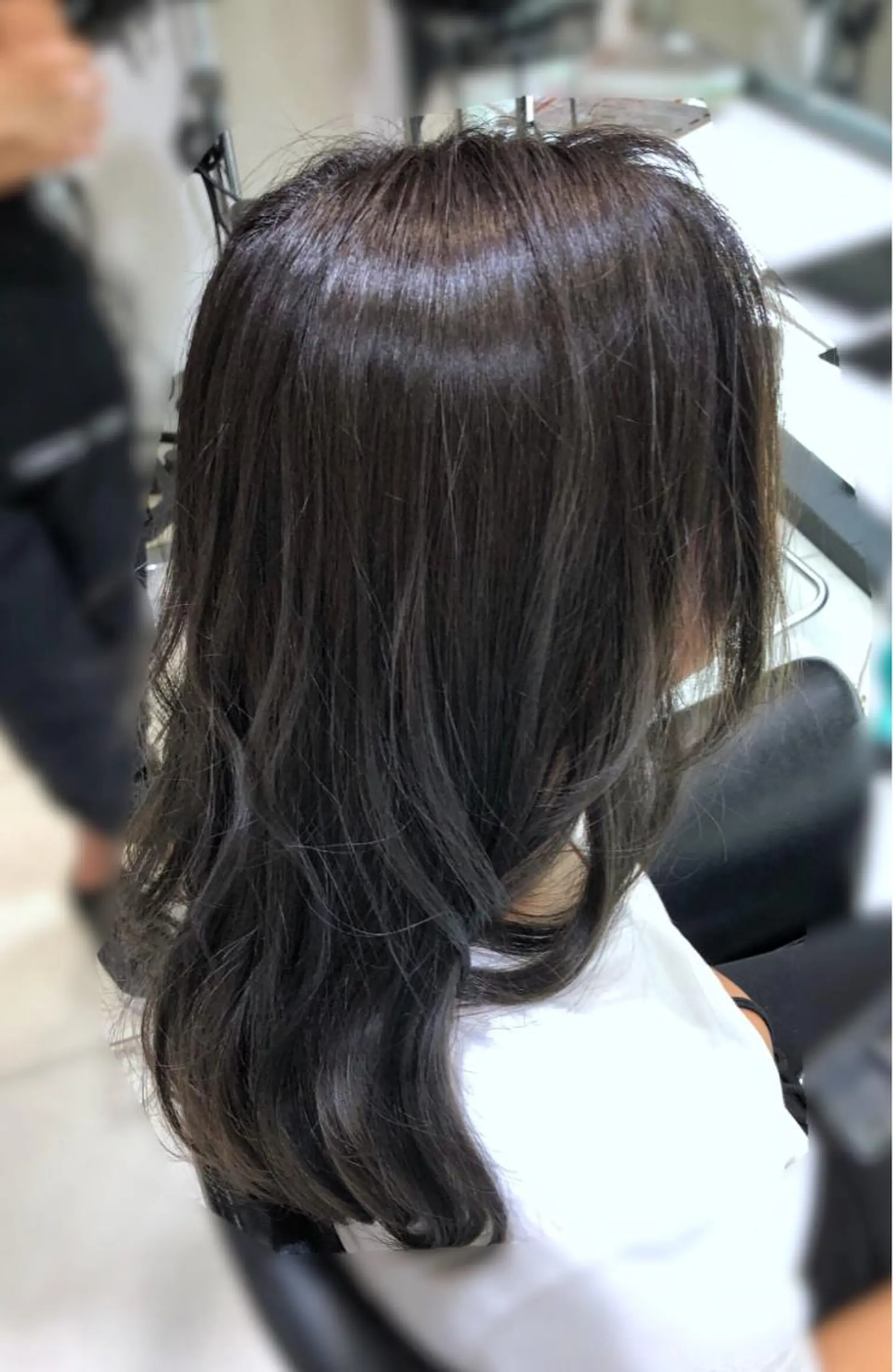 セミロング カラー ダークグレー ダークグレージュ グレージュ ハイライトカラー ハイライト カット ヘアカラー トリートメント ✨髪質改善✨ 田西　基彦のヘアスタイル