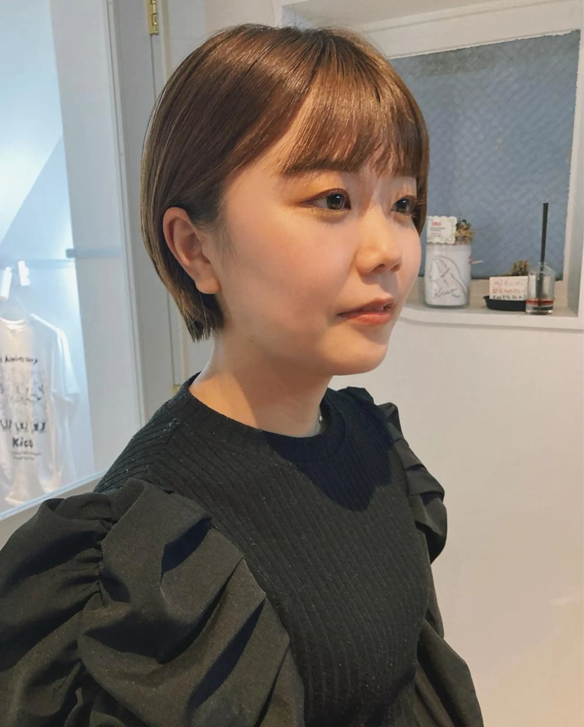 ショート カワサキ カエデのヘアスタイル