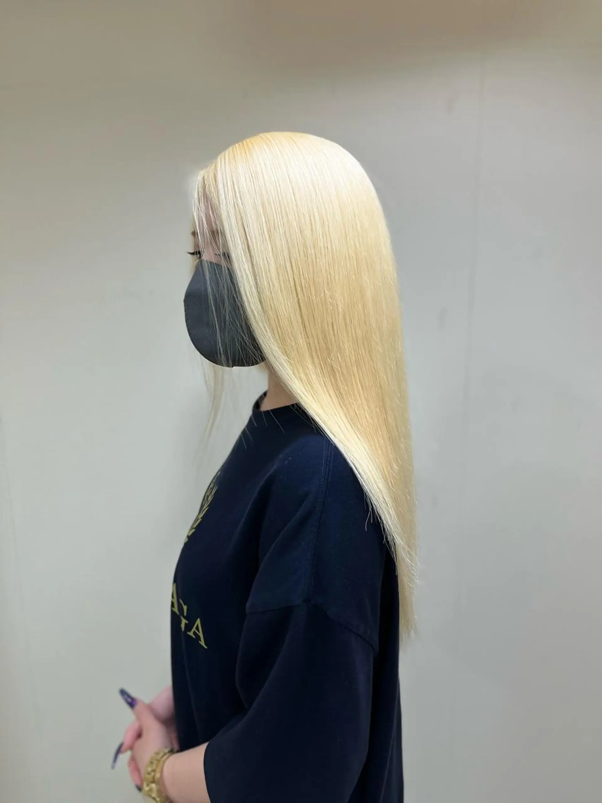 セミロング カラー パーマ ヘアアレンジ メンズ キッズ ネイル マツエク・マツパ アイブロウ ヘアカラー トリートメント 🧡ブリーチ特化🧡 透明感ハイトーン🧡のヘアスタイル