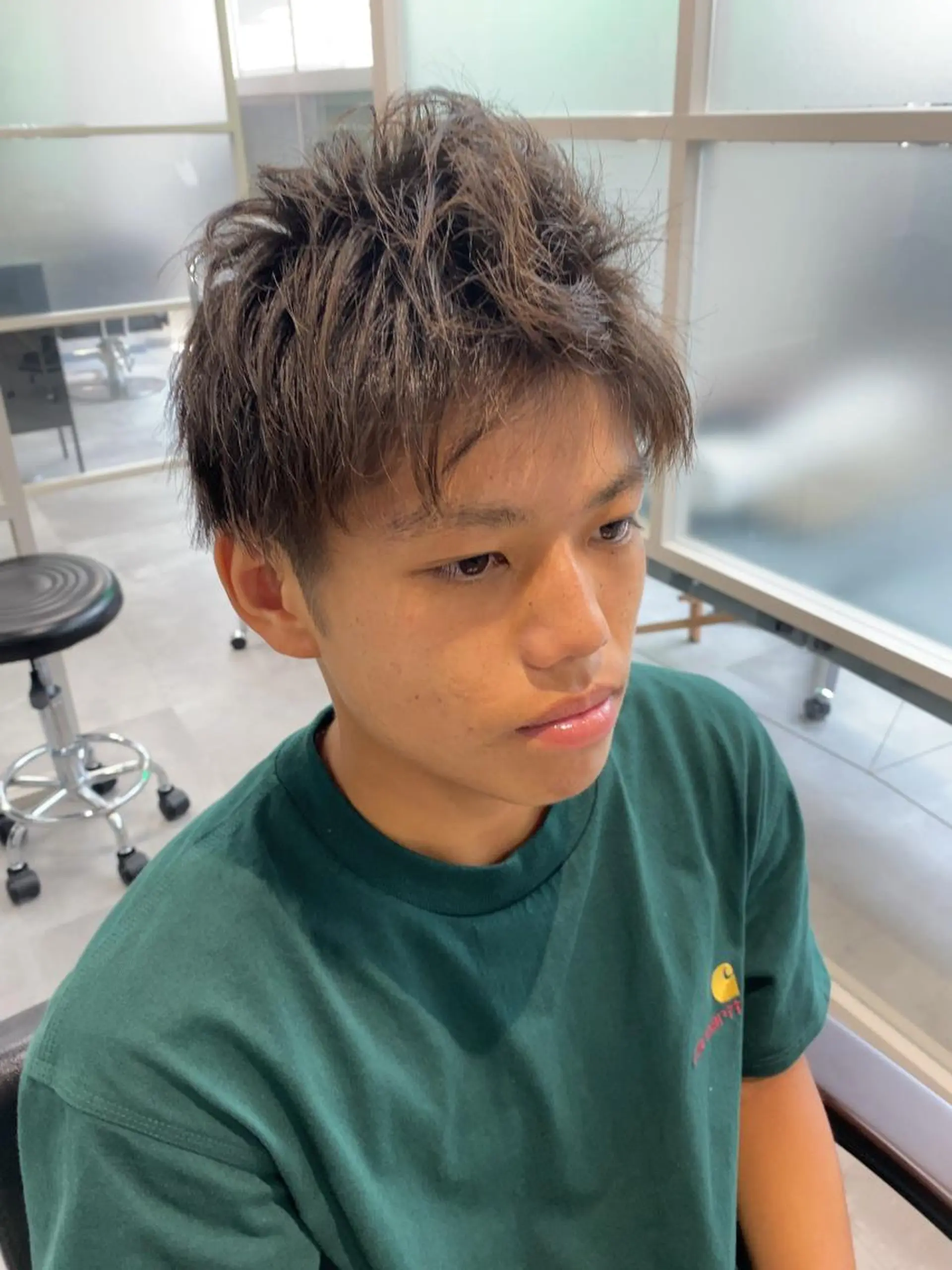 ショート メンズ ヘアカラー newi WASHIOのヘアスタイル