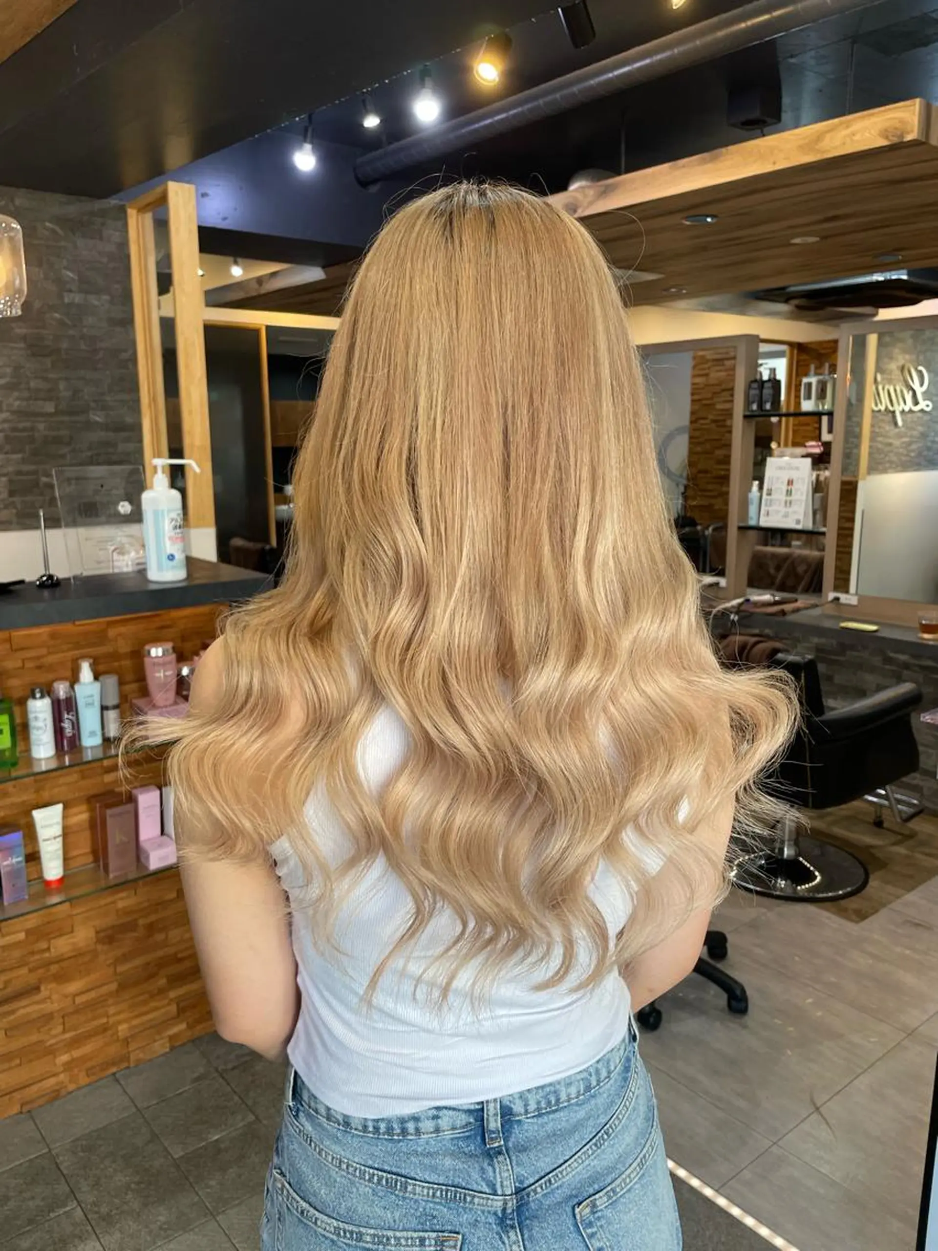 ロング シールエクステ エクステ ロング エクステ/ハイトーン レイヤーHIROのヘアスタイル