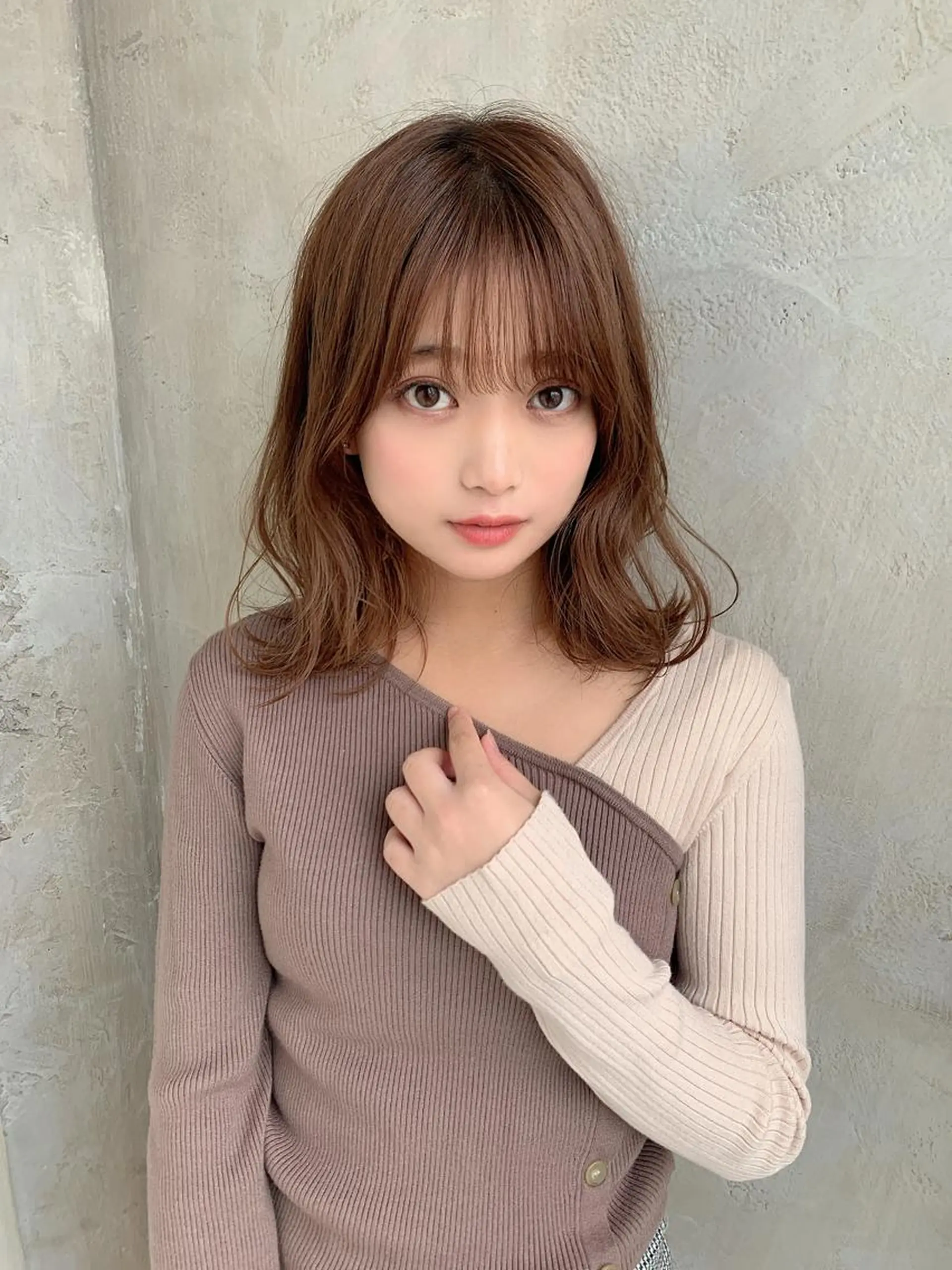 ミディアム カラー バレイヤージュ ブリーチ ケアブリーチ ダブルカラー ハイライトカラー カット ヘアカラー トリートメント 新宿✨顔周りカット 韓国ヘア/坂本亜裟海のヘアスタイル