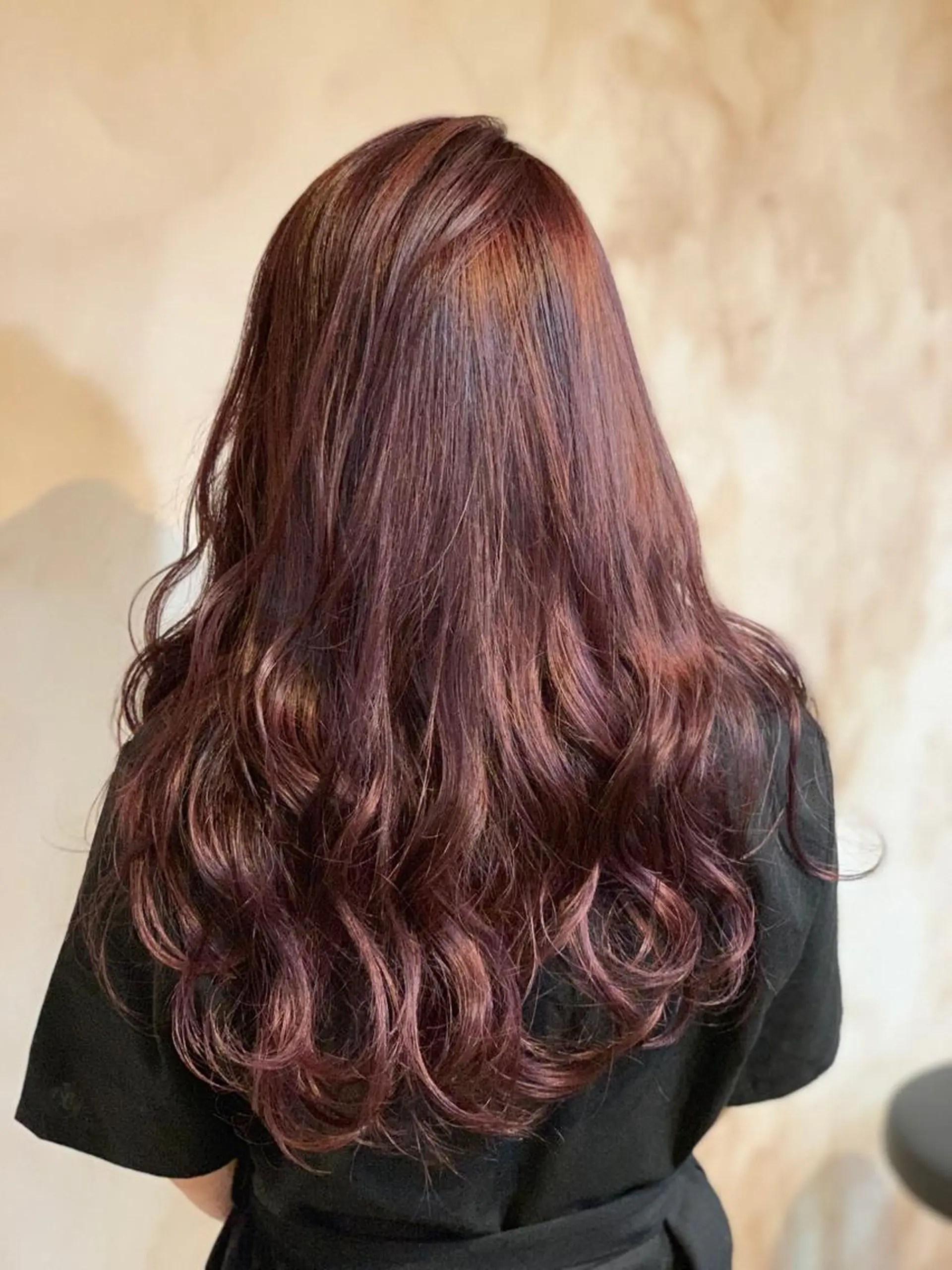 ミディアム siki. 石渡のヘアスタイル