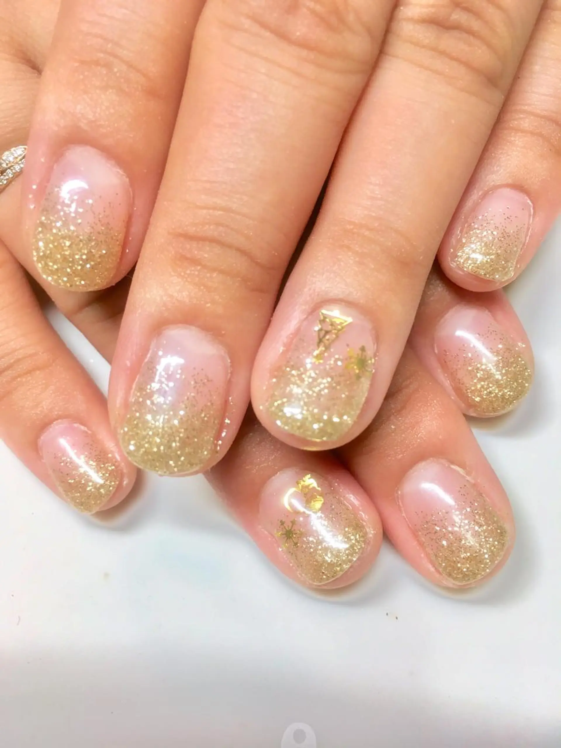 ネイル 新宿ネイルサロン ジェミディローサのネイルデザイン