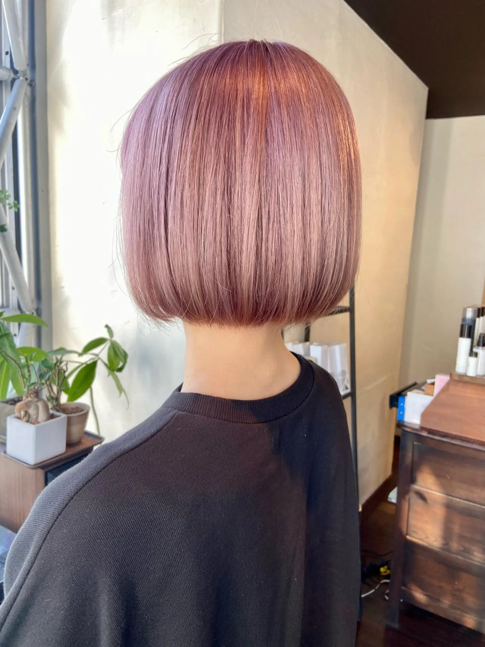 ショート ヘアカラー トリートメント aW HAIRカンノ カナエのヘアスタイル