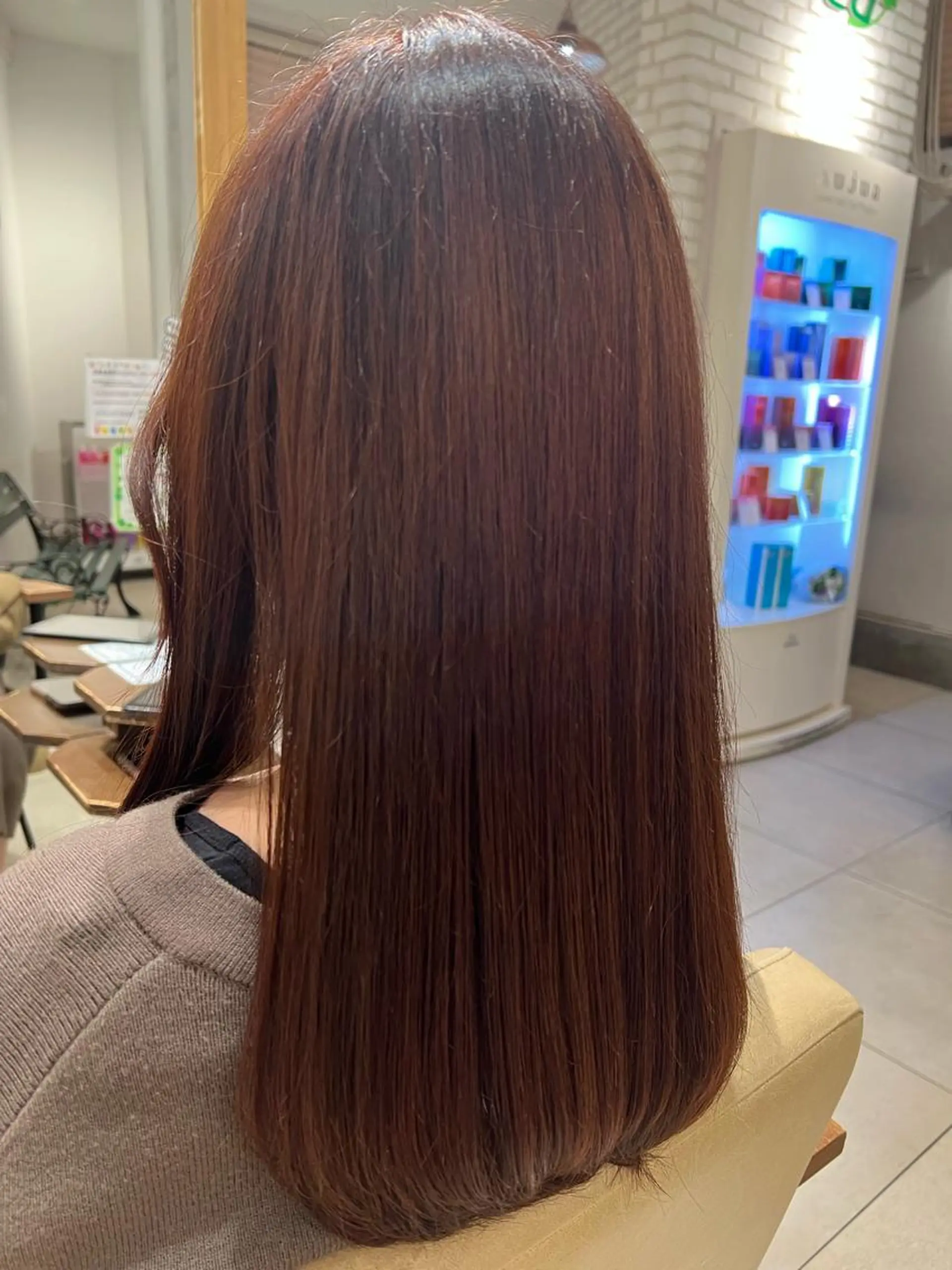 ロング カラー トリートメント カット ヘアカラー トリートメント 城 梨音のヘアスタイル