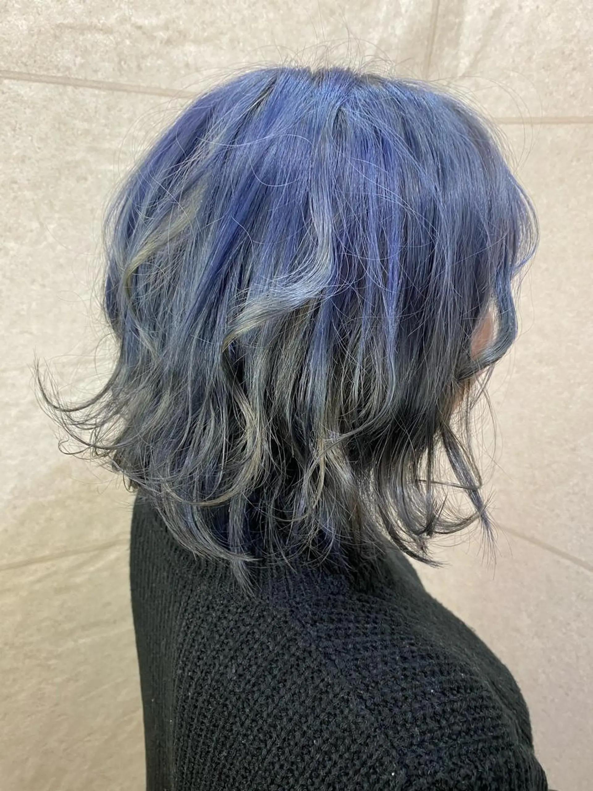 ミディアム カット ヘアカラー 長濱 俊のヘアスタイル