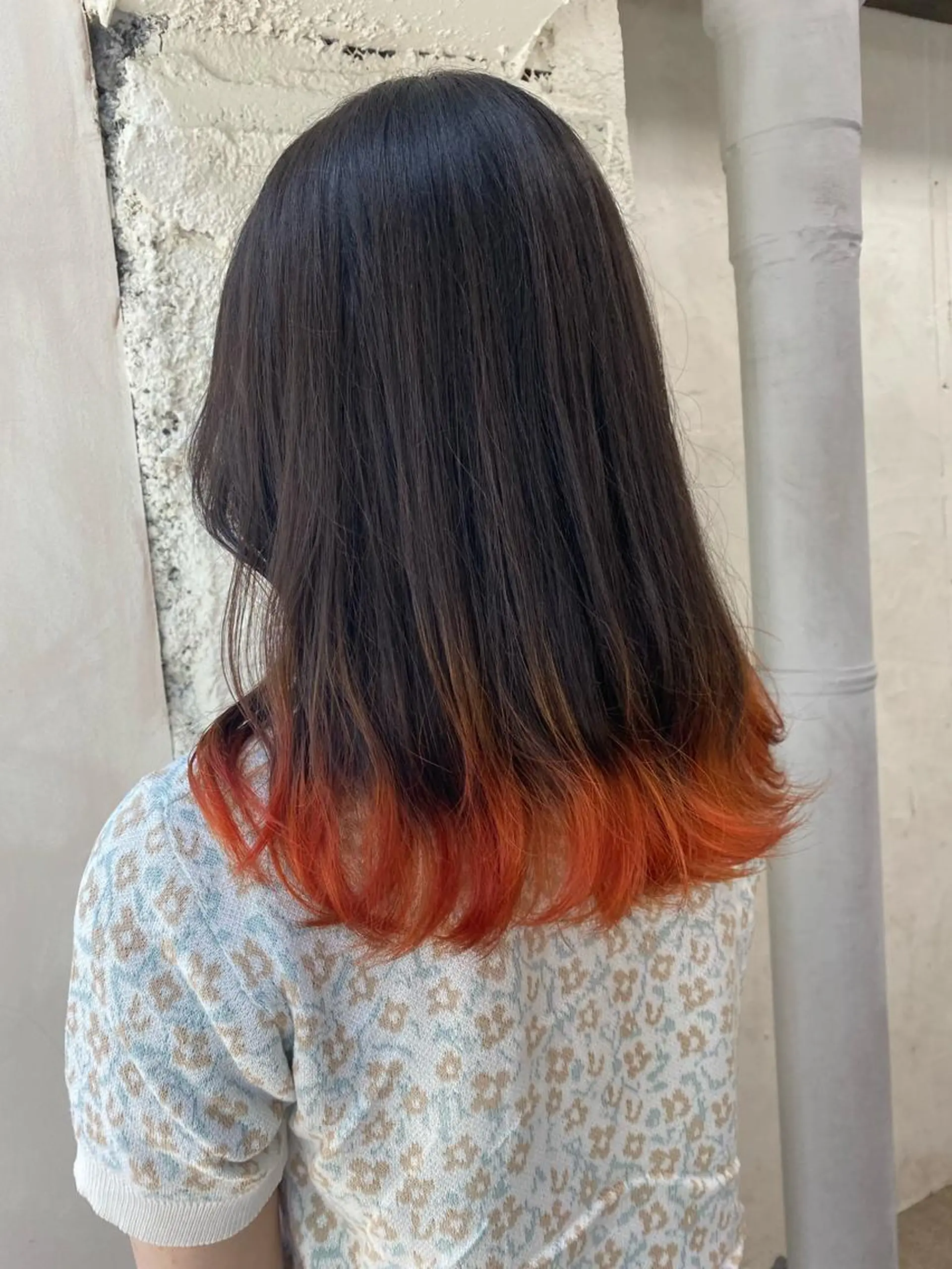 ミディアム カラー ブリーチ グラデーションカラー オレンジ ヘアカラー ミニモお気に入り数 No.1宍戸雄弥のヘアスタイル