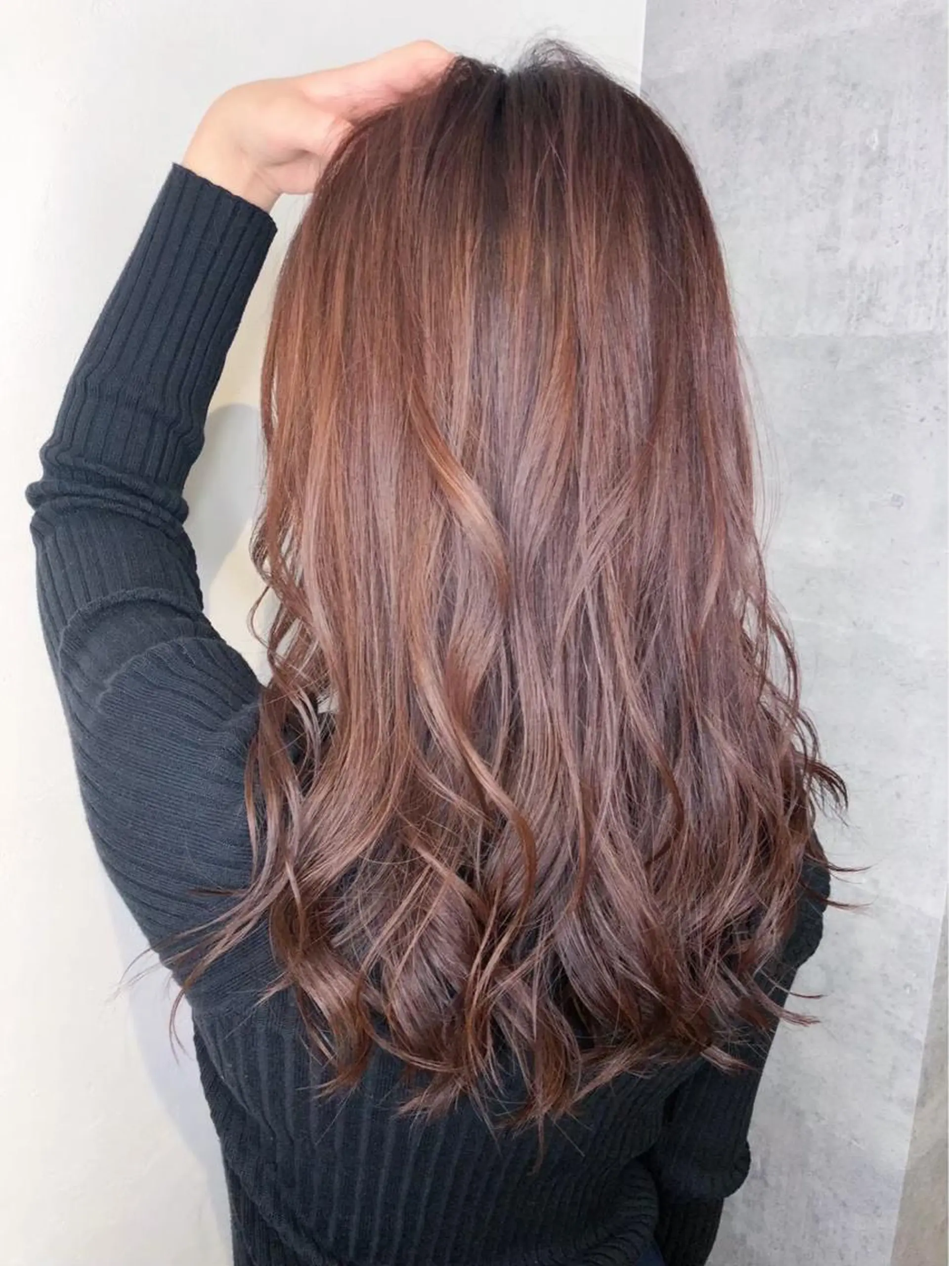 セミロング カラー _WHITE 高槻のヘアスタイル