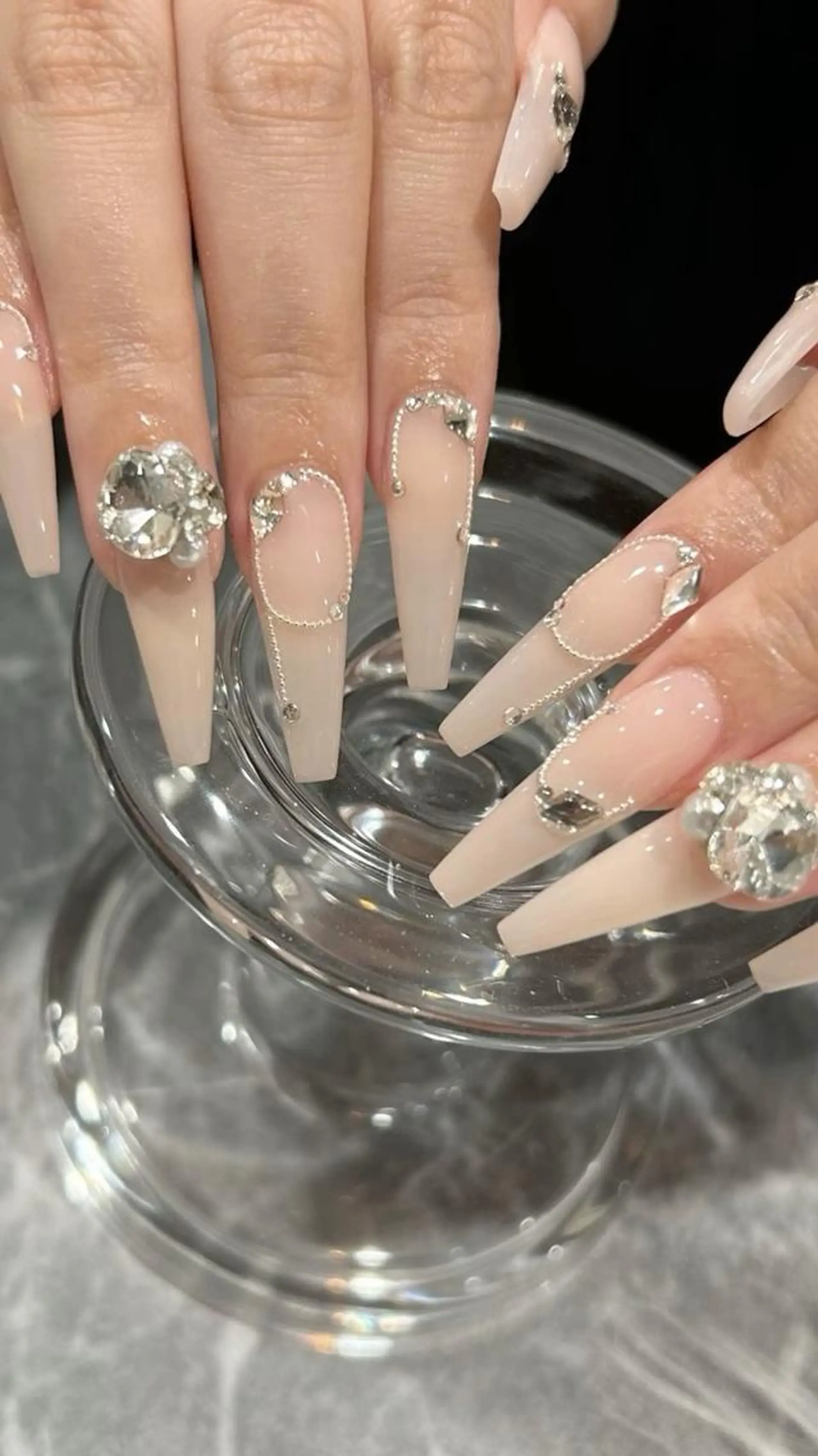 ネイル 長さ出し フレンチネイル グラデーション 卒業式 マグネットネイル ハンドネイル MIHANA NAILのネイルデザイン