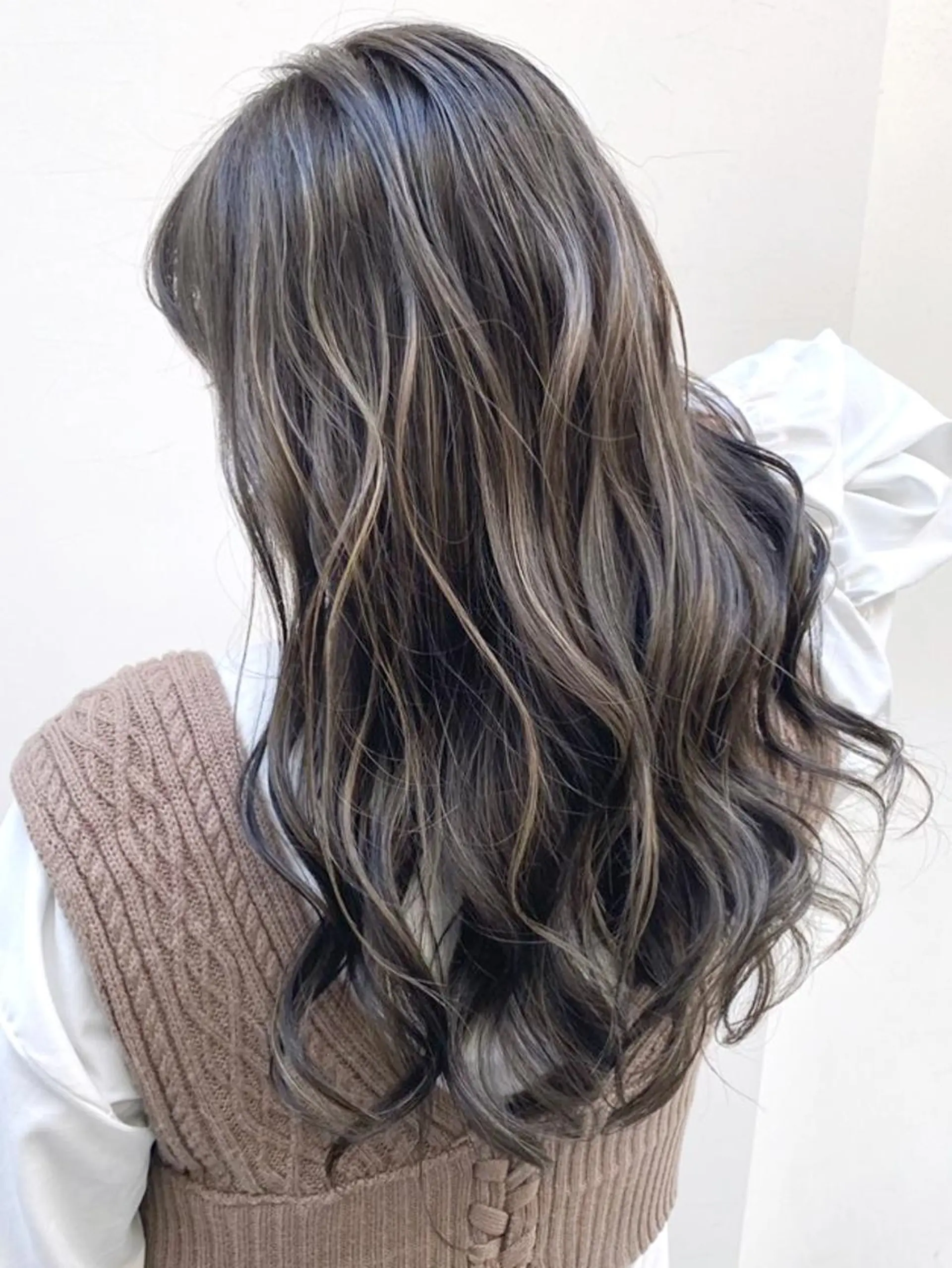 セミロング カラー パーマ ヘアアレンジ ハイライトカラー ハイライト ITbyALBUM 浦和店のヘアスタイル