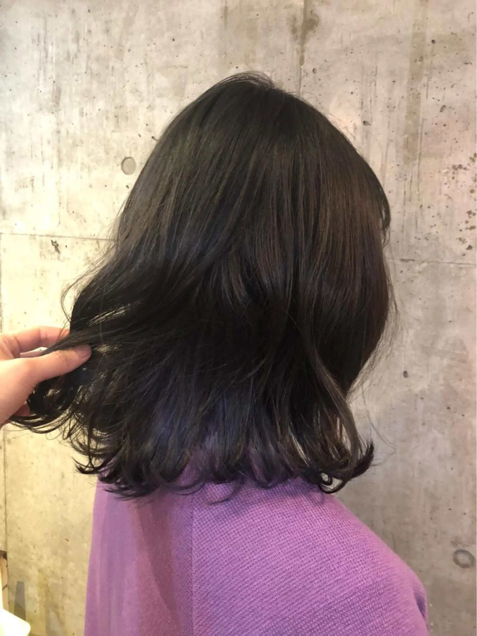 ミディアム カラー ✂︎岡根 京花✂︎のヘアスタイル