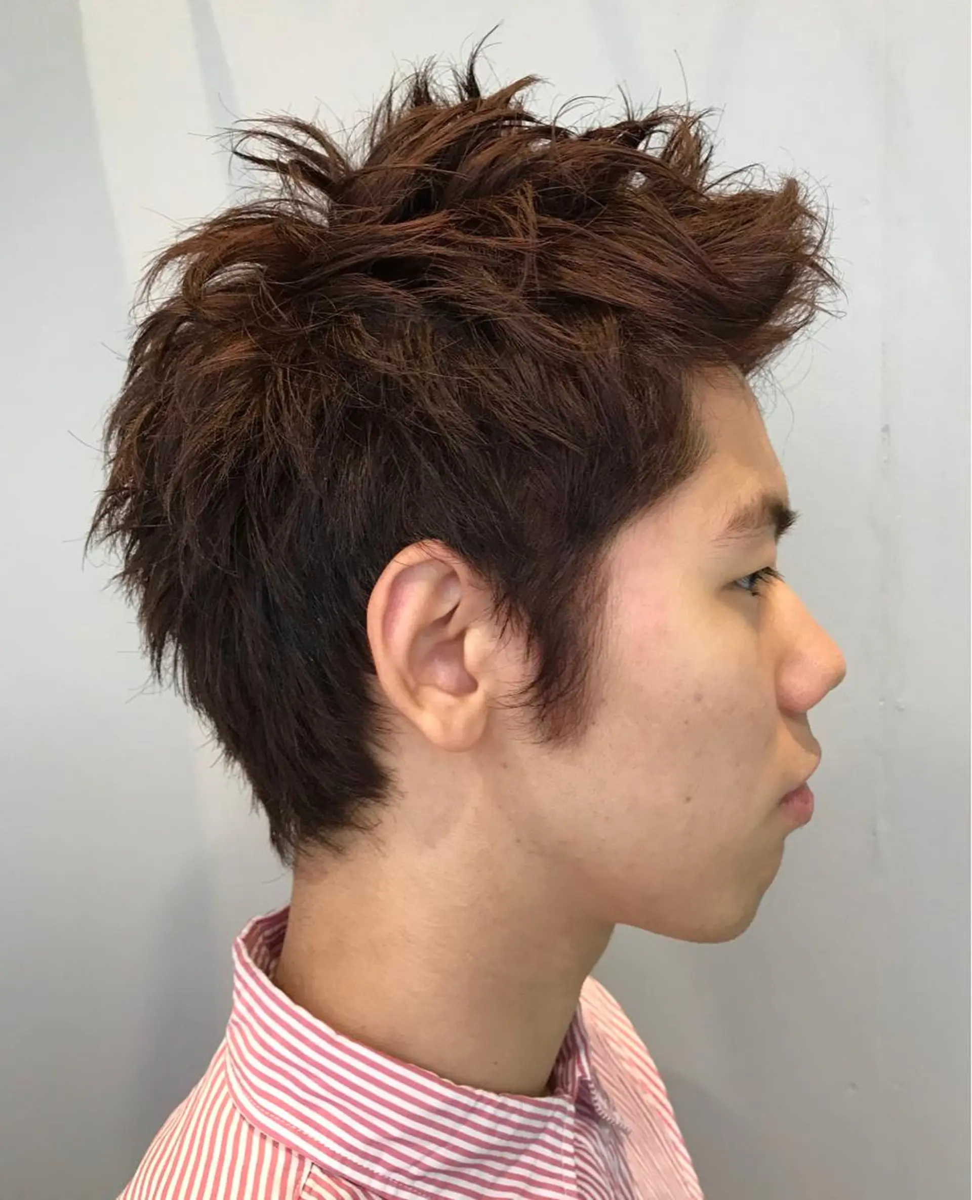 ショート カラー メンズ アッシュ ピンクカラー 山下 亮輔のヘアスタイル