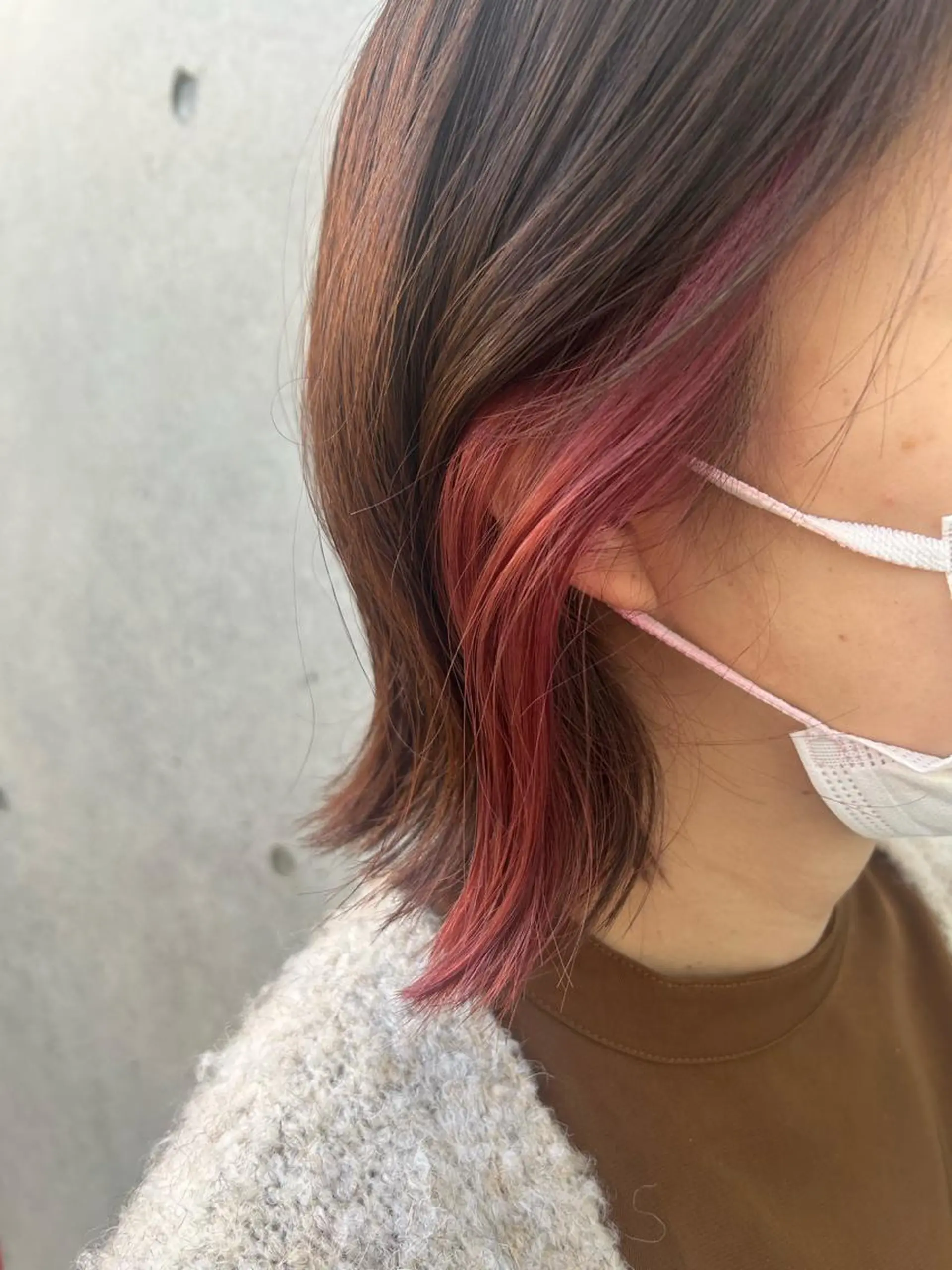 ミディアム 阪口 依美奈のヘアスタイル