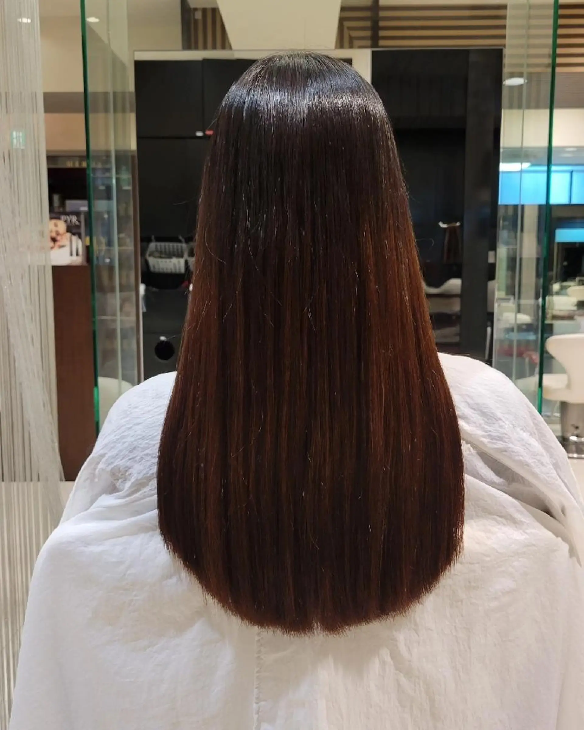 ロング 髪質改善 縮毛矯正 韓国風パーマ、白髪ぼ かし　マキノタカユキのヘアスタイル