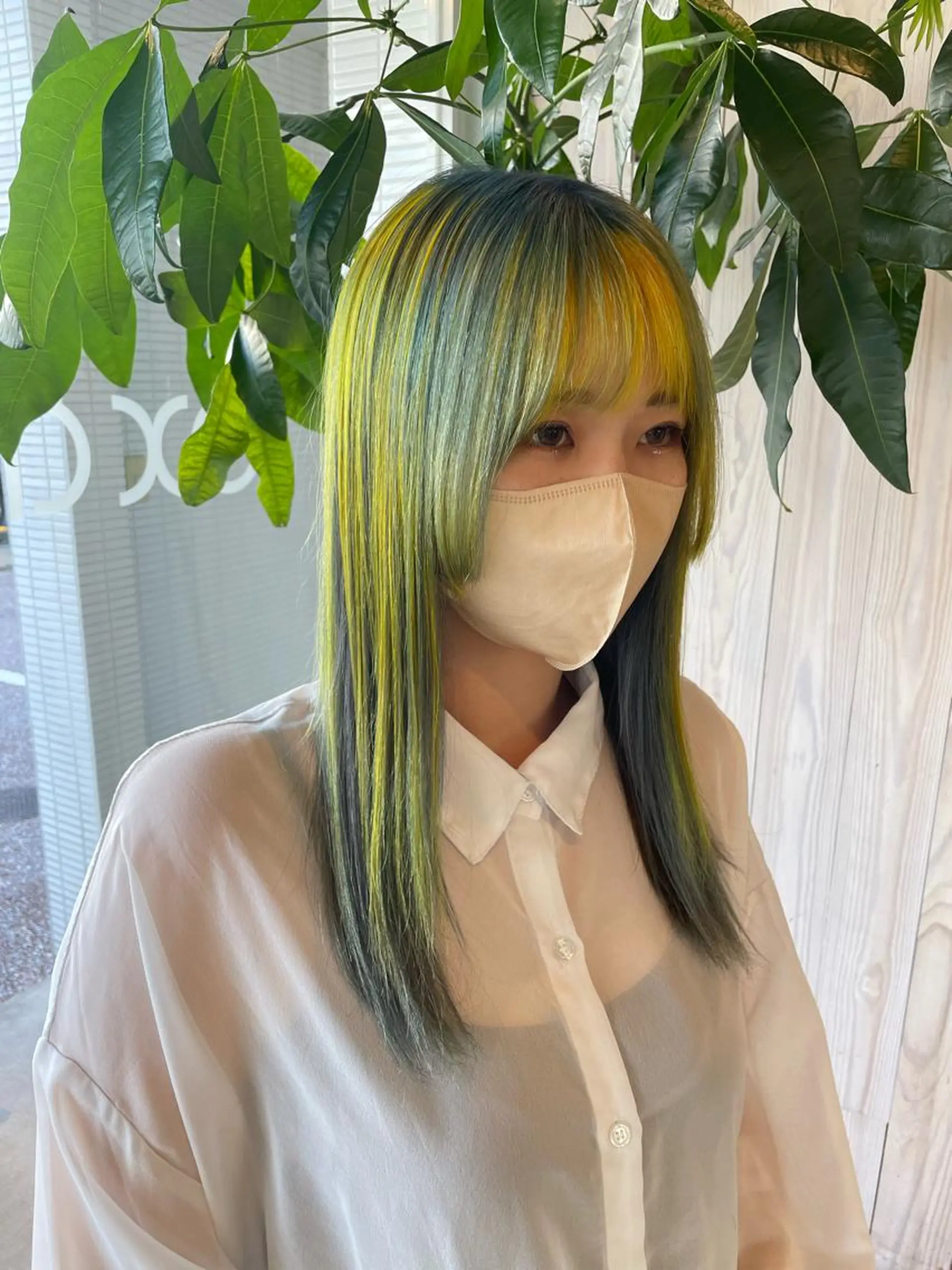 ロング カラー レイヤーカット/ マリアのヘアスタイル