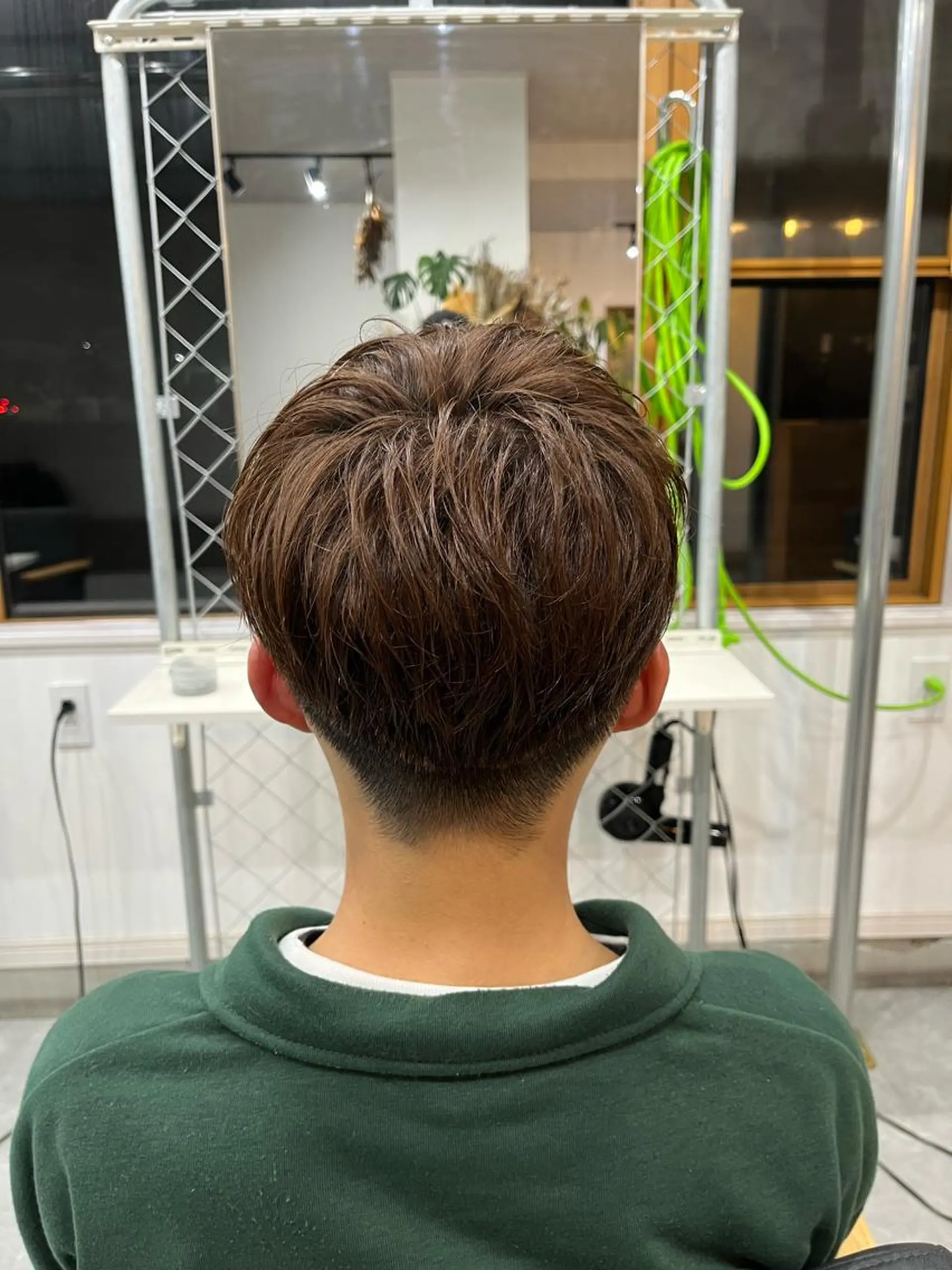 メンズ マッシュ 刈り上げ FeU【フゥ】所属・メンズパーマ WATARUのヘアスタイル