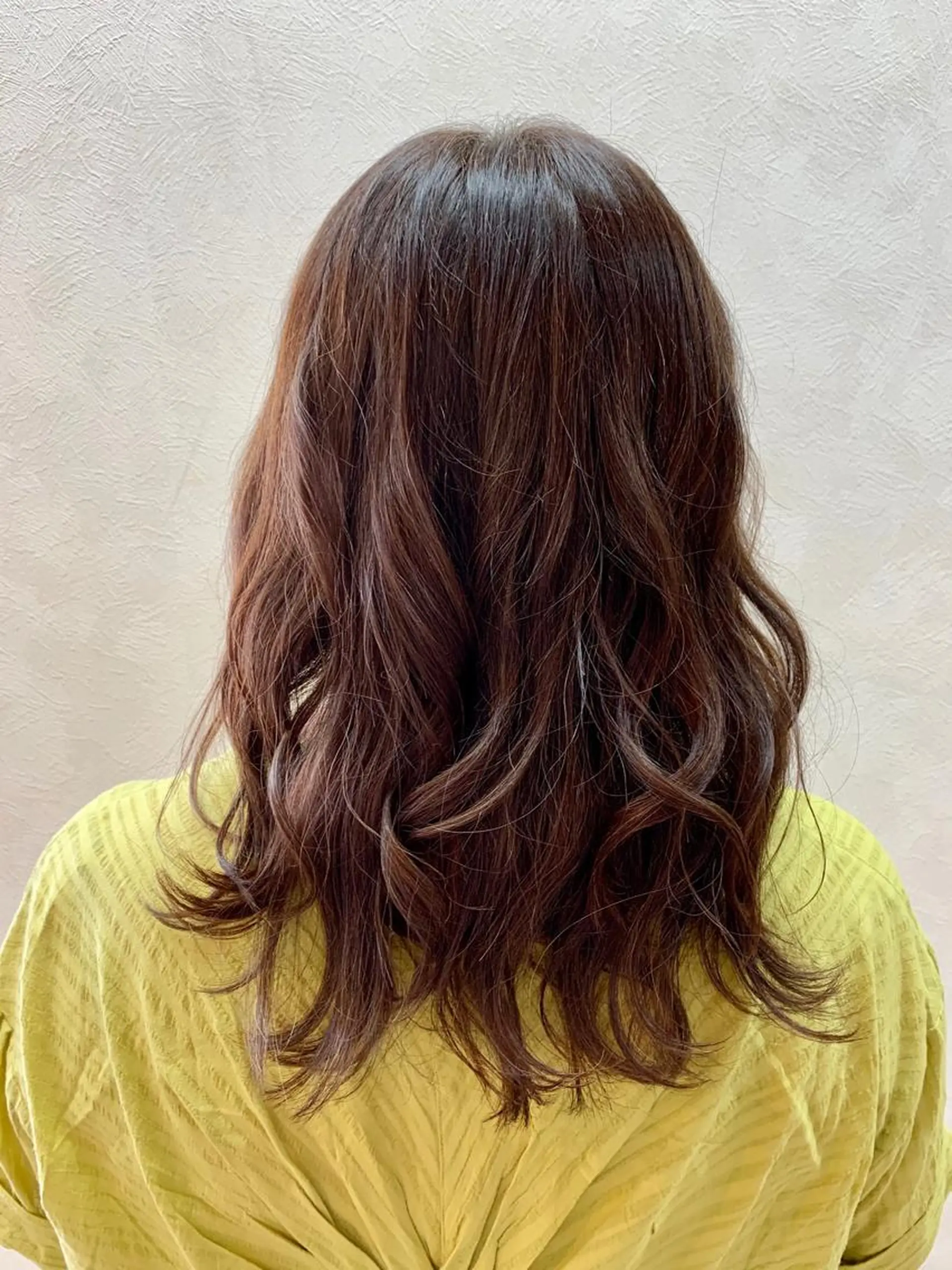 セミロング 加藤 遥花のヘアスタイル