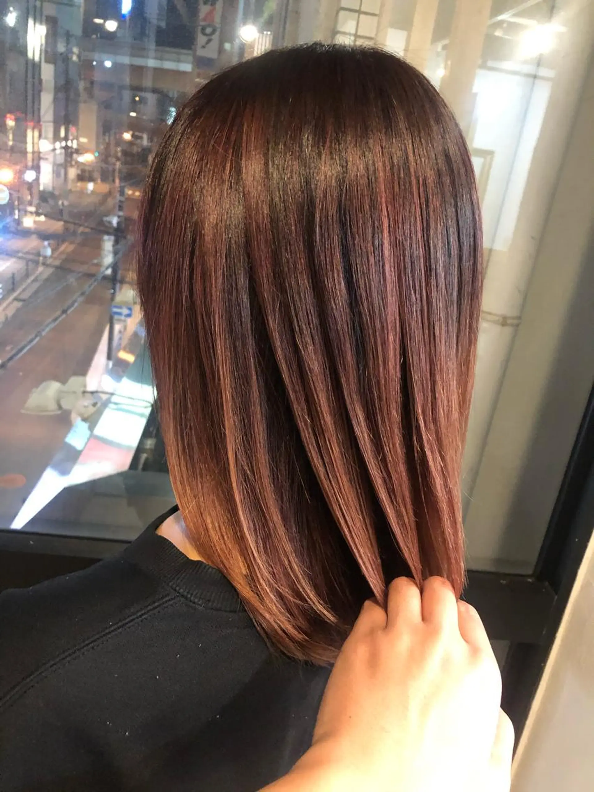 ミディアム カラー 髪質改善＆ブリーチ 伊勢　祐一郎のヘアスタイル