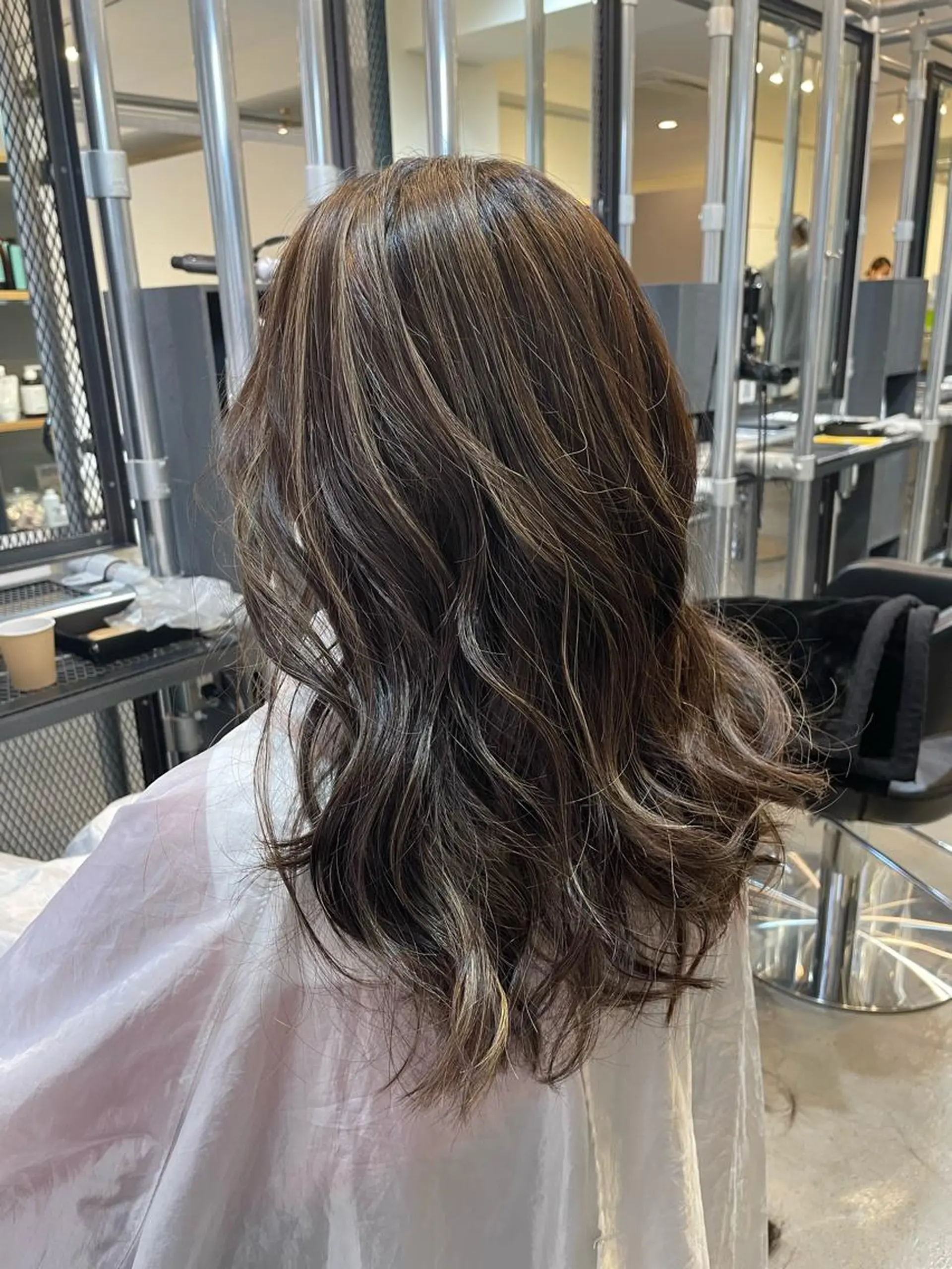 ロング カラー ハイライトカラー 外国人風カラー ハイライト 安原 亜弥🕊🕊のマツエク・マツパデザイン