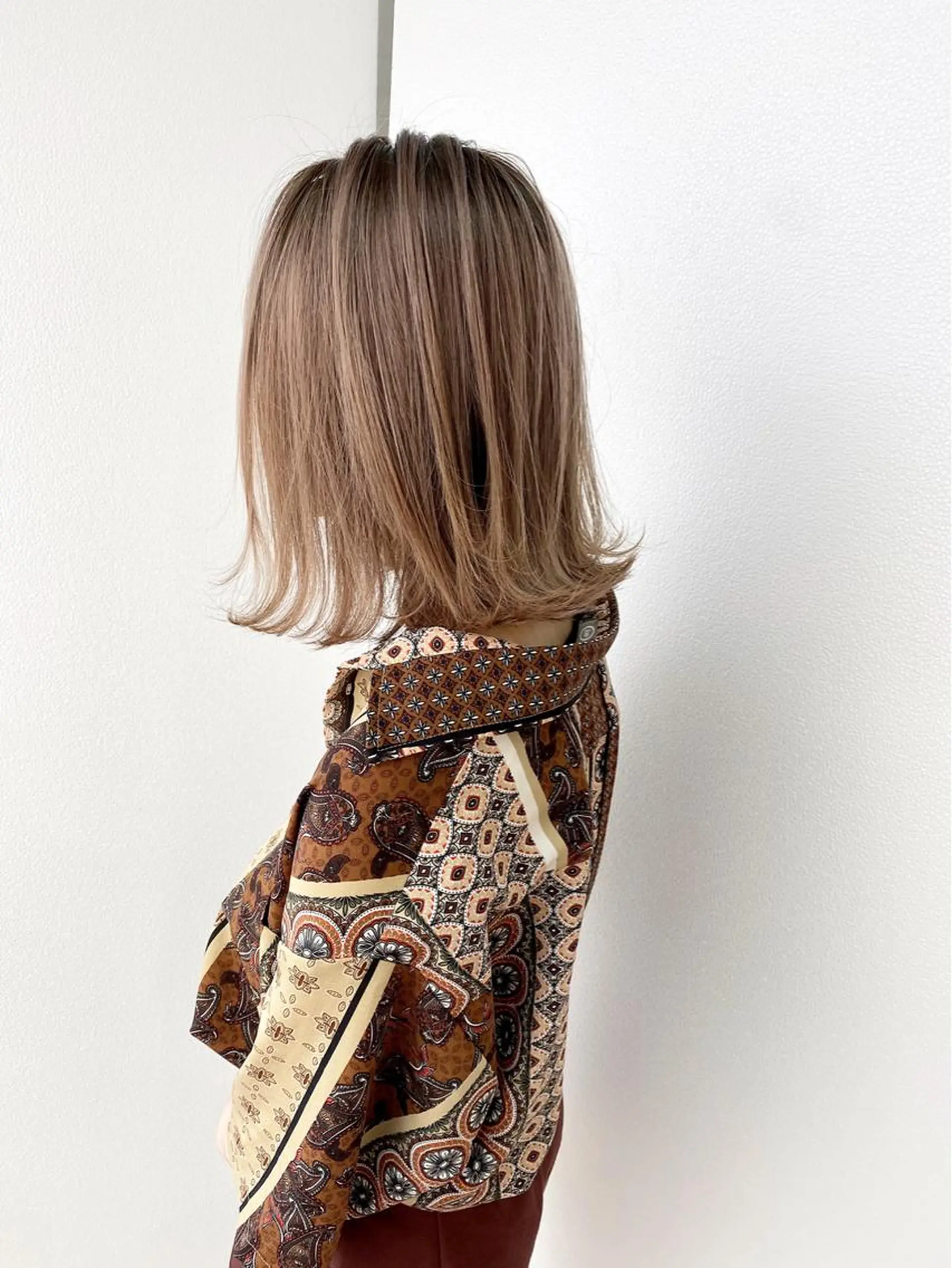 セミロング ハイライト en Siena エンシエナのヘアスタイル